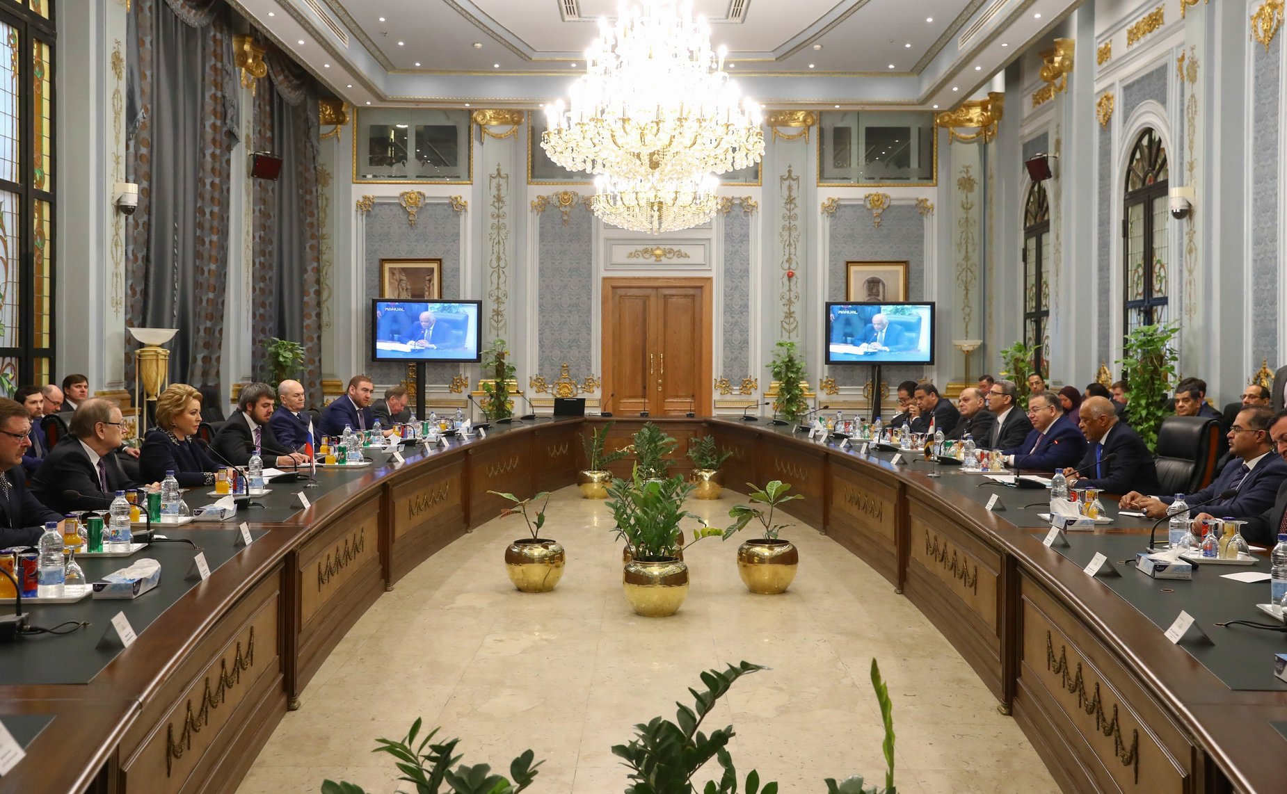 Встреча Председателя СФ В. Матвиенко с Председателем Палаты депутатов Арабской Республики Египет Али Абдель Алем