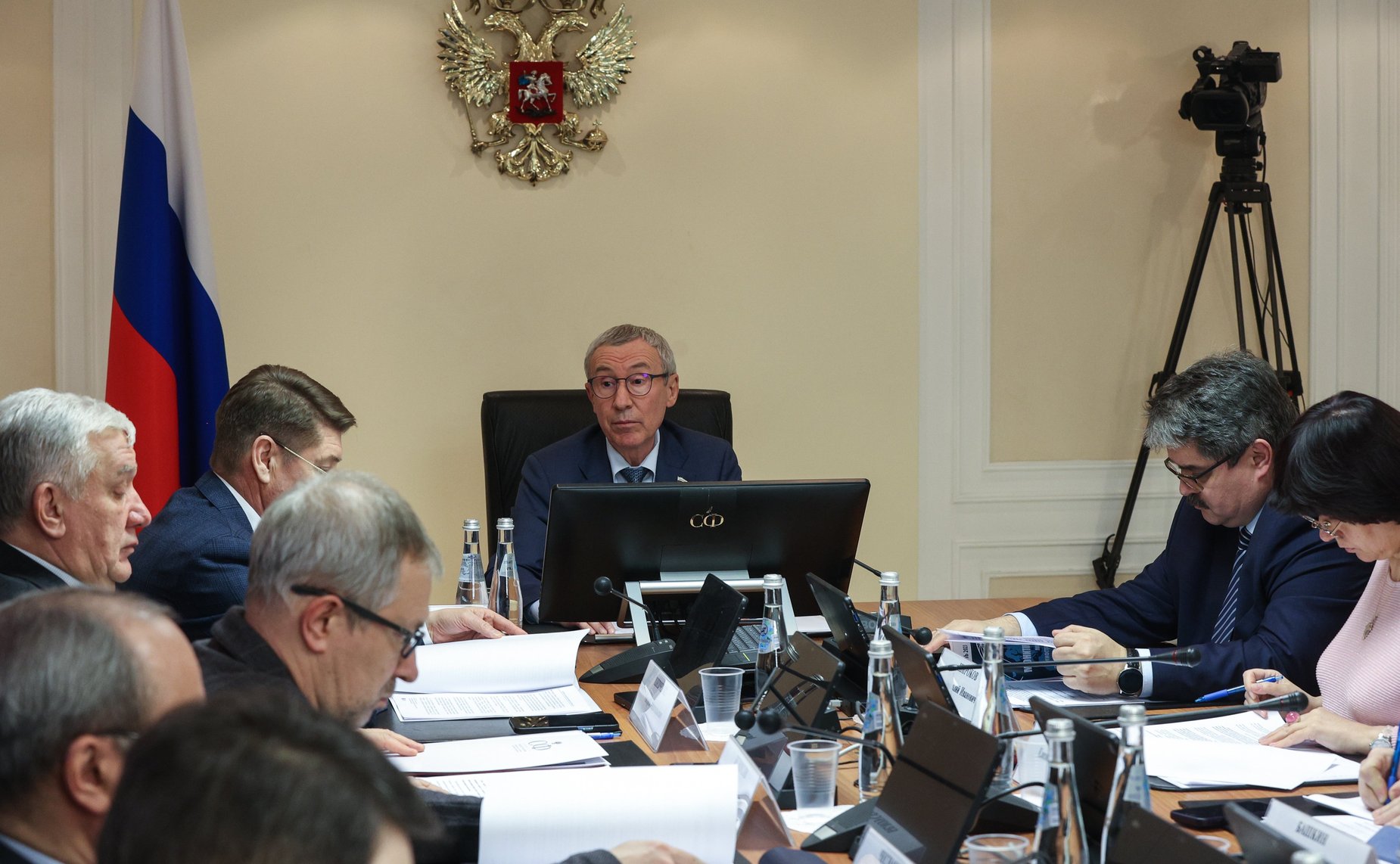 Расширенное рабочее совещание Комиссии СФ по защите государственного суверенитета и предотвращению вмешательства во внутренние дела РФ