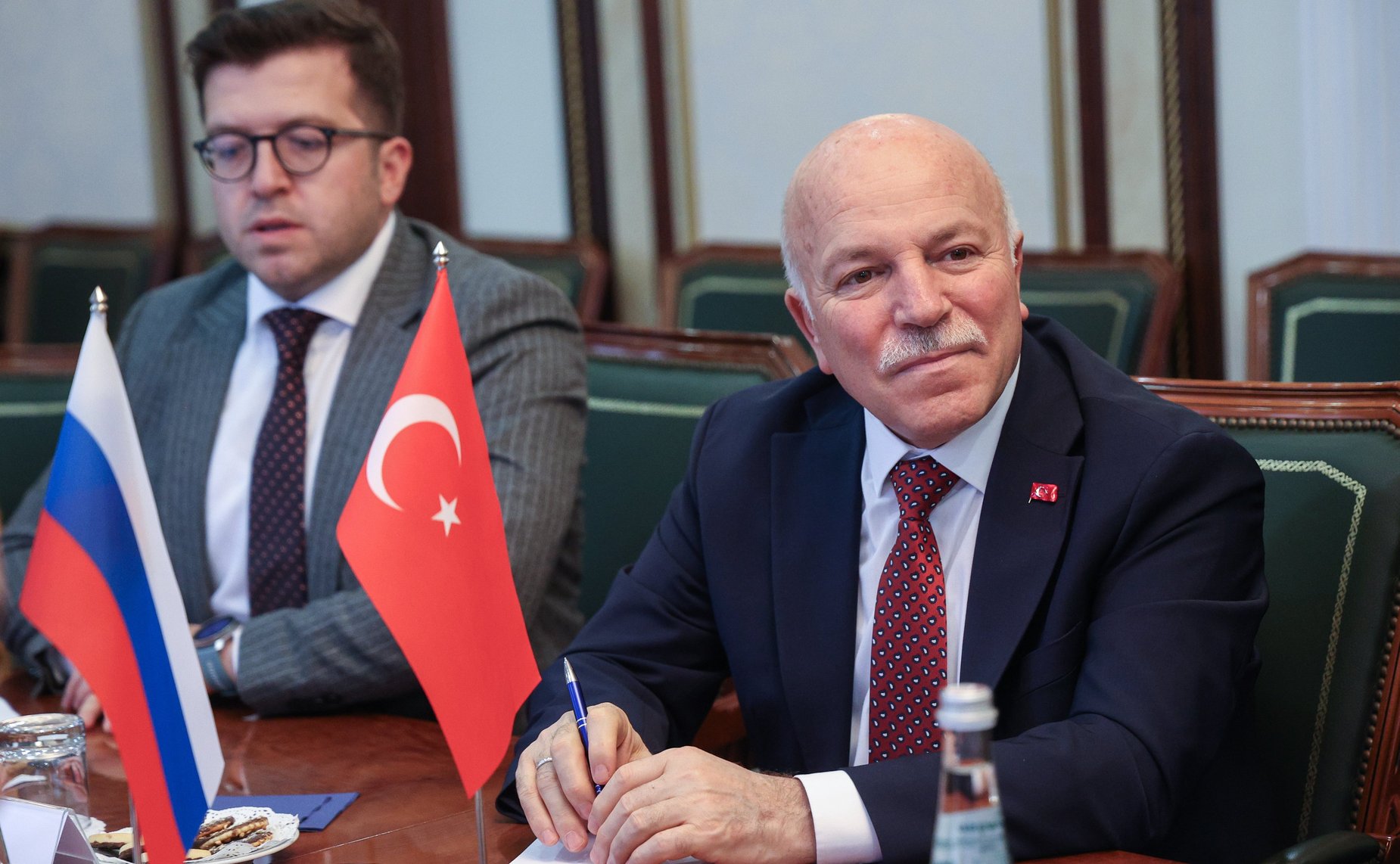 Ильяс Умаханов провел встречу с делегацией турецкой провинции Эрзурум во главе с ее губернатором Мустафой Чифчи