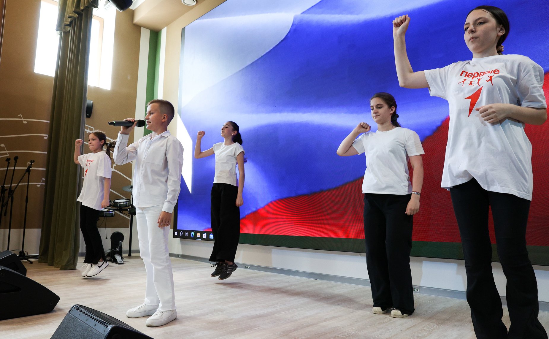 В ходе рабочей поездки Валентина Матвиенко посетила школу № 1 Кисловодска