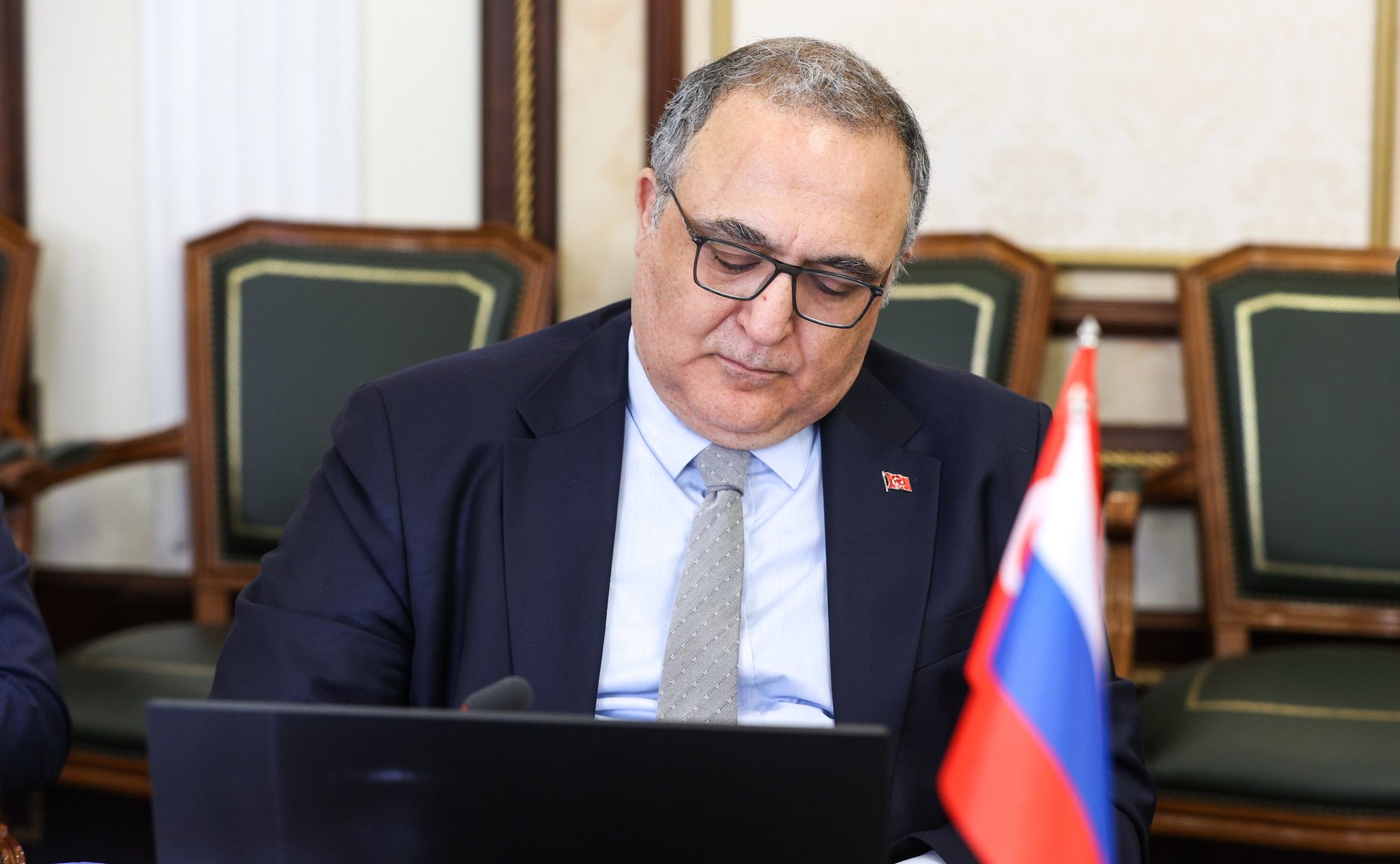 Встреча сенаторов РФ с депутатом Великого национального собрания Турции, председателем группы дружбы с Россией Великого национального собрания Турции Муратом Байбатуром