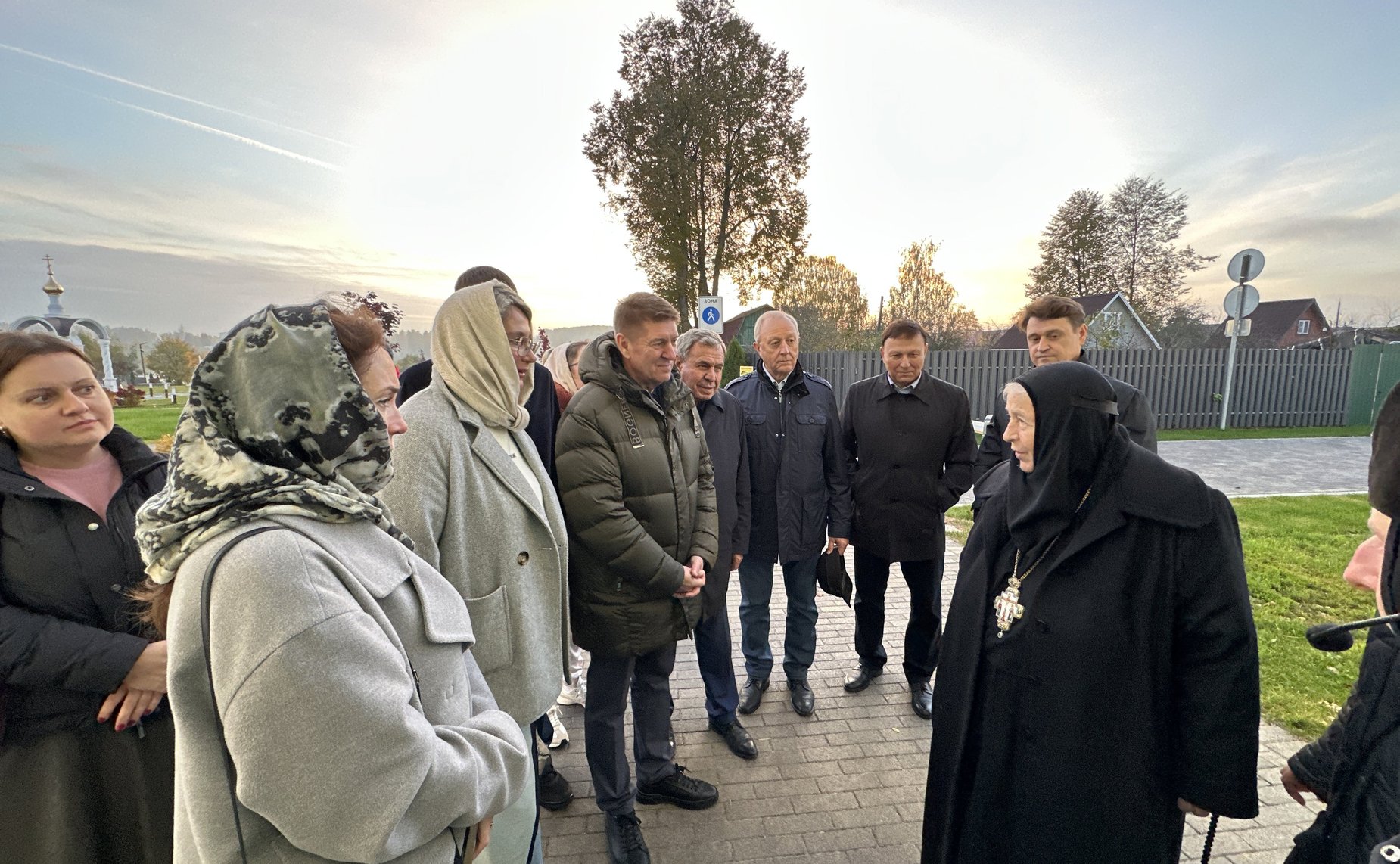 Сенаторы осмотрели площадки, отведенные под реализацию проектов комплексного развития территории и Церковь Иоанна Предтечи в Толчкове