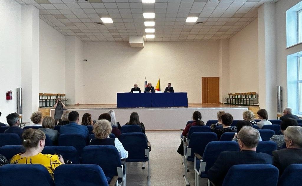 Баир Жамсуев посетил в Забайкальском крае школы, построенные и отремонтированные в прошлом году