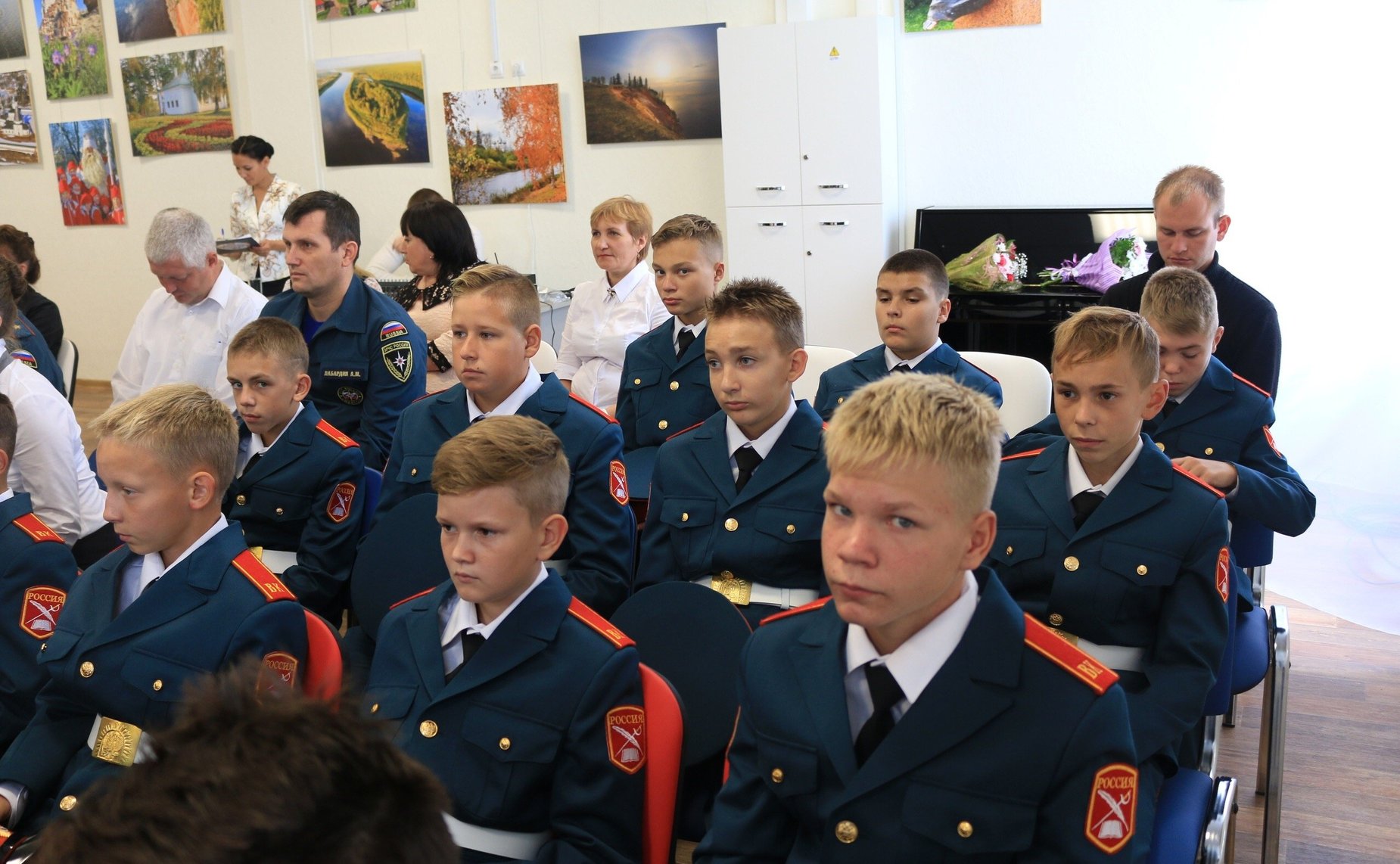 Юрий Воробьев провел урок знаний в Образовательном центре – кадетской школе «Корабелы Прионежья»