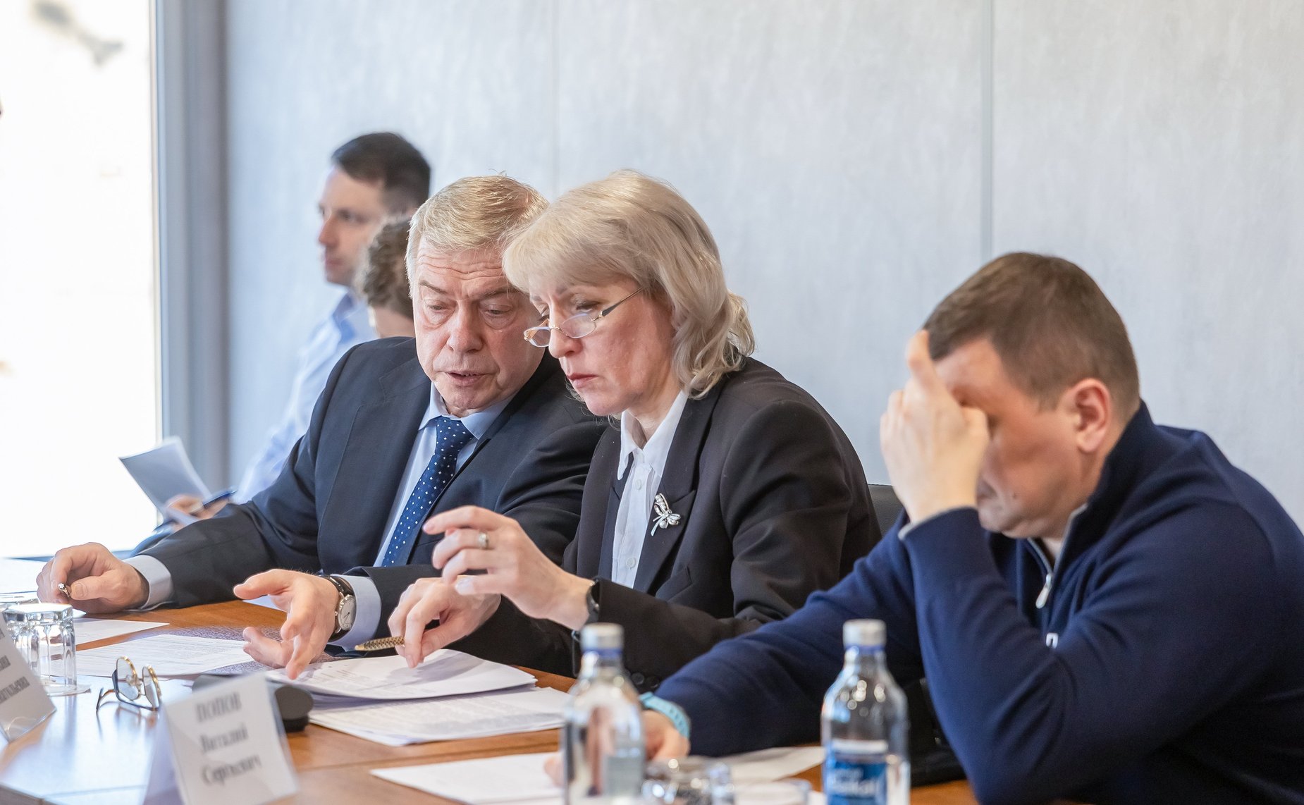 Первый заместитель Председателя Совета Федерации Андрей Яцкин в рамках поездки в регион провел заседание рабочей группы по вопросам комплексного развития города Таганрога