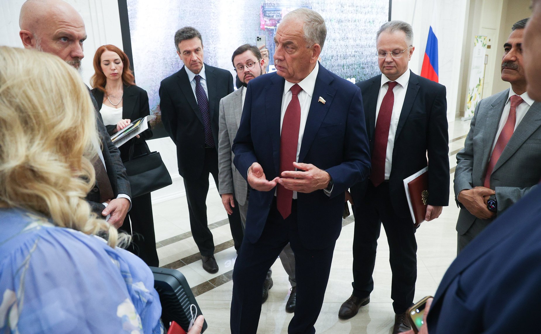 Открытие в Совете Федерации выставки «Робототехника в современном мире на примерах технологий отечественного производителя Когнитив Пилот»