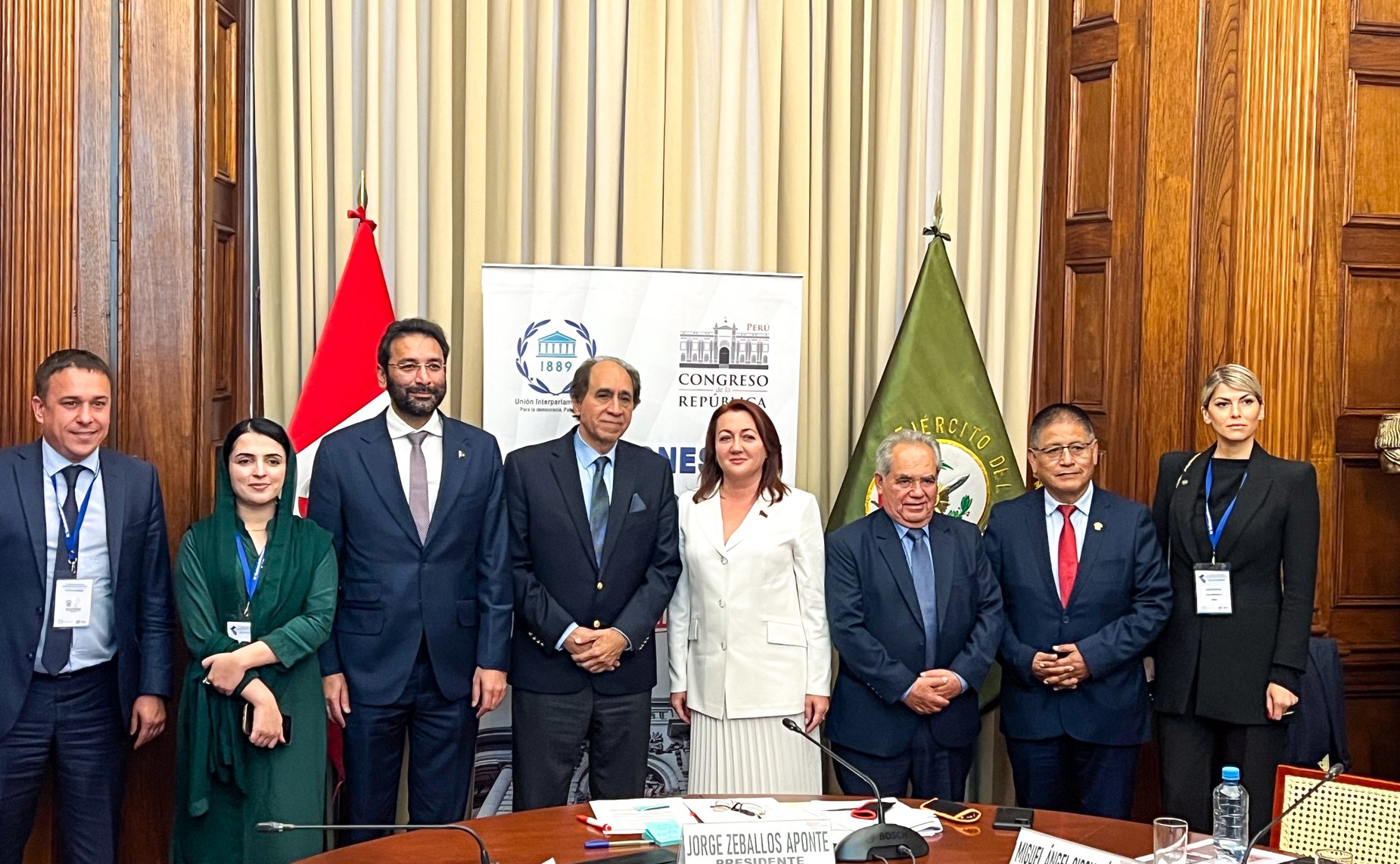 Наталья Кувшинова и Айрат Гибатдинов встретились с Председателем Конгресса Республики Перу Хосе Энрике Хери Оре и с его вторым заместителем Вальдемаром Серроном Рохасом