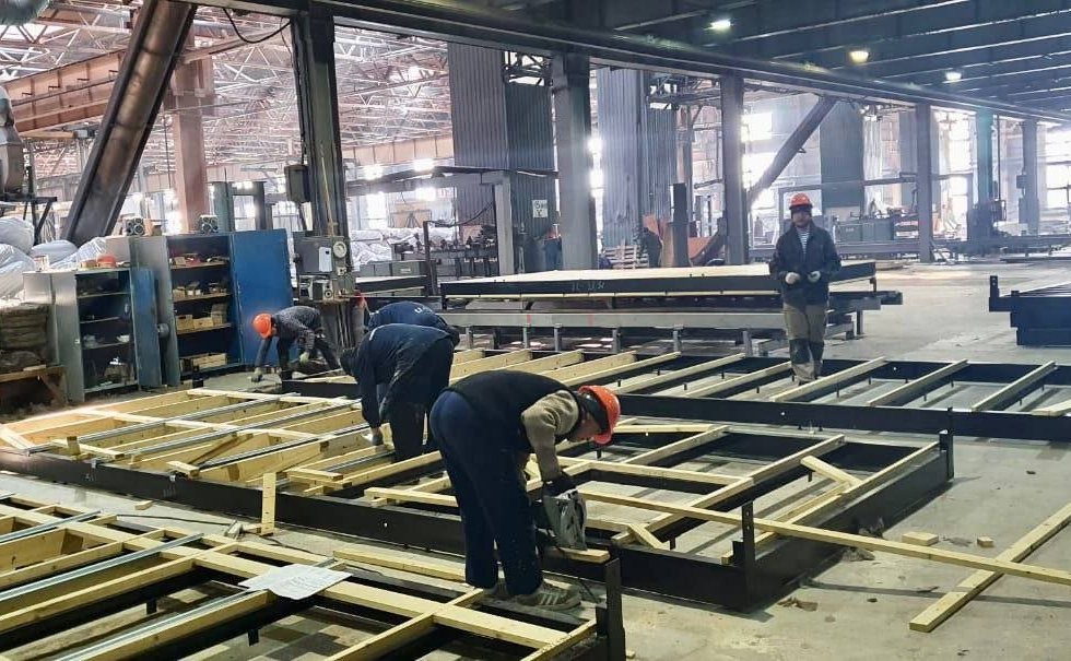 Андрей Базилевский провел заседание рабочей группы по созданию быстровозводимых конструкций объектов отдыха детей и их оздоровления в регионе