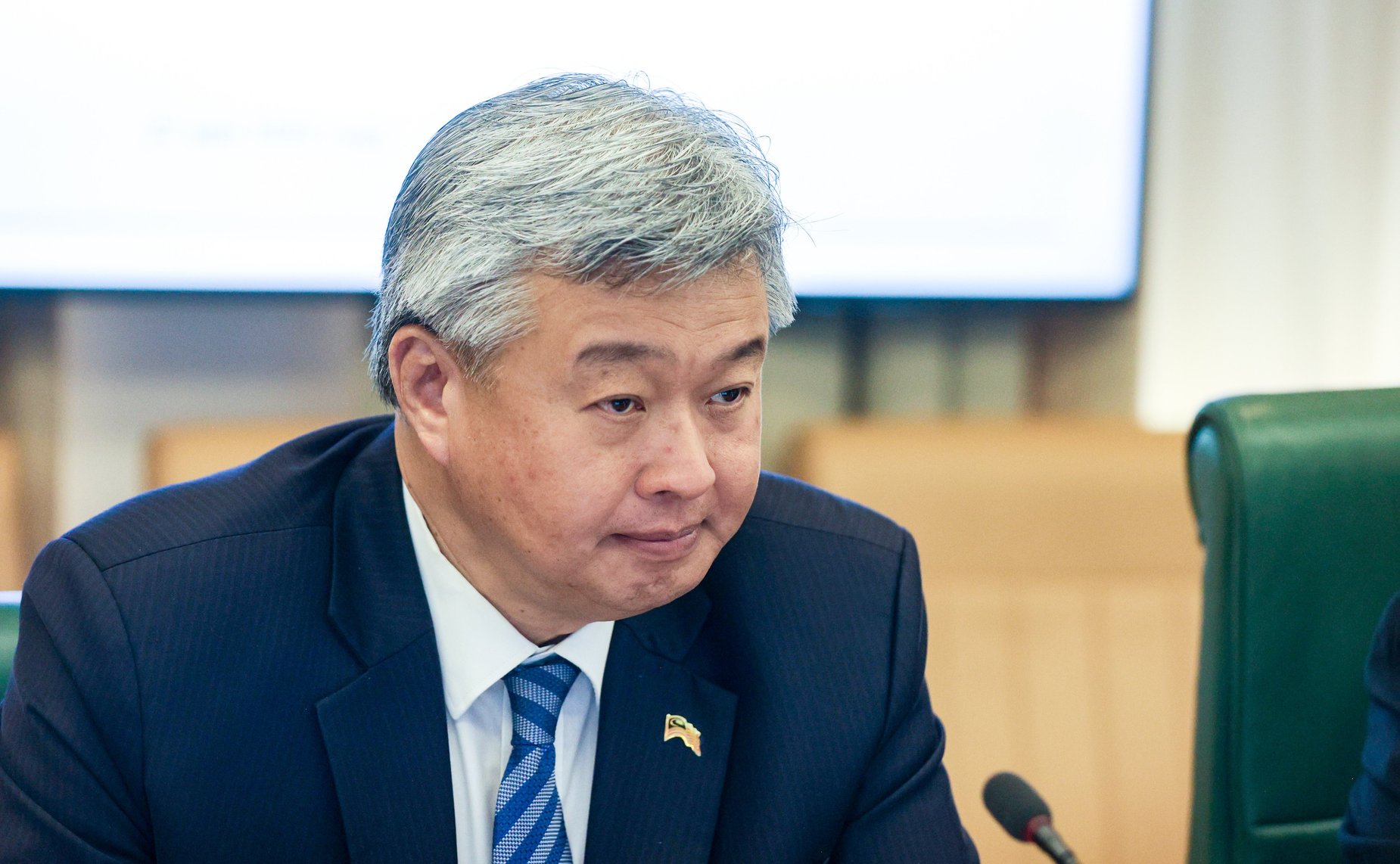 Григорий Карасин провел встречу с заместителем Председателя Сената Парламента Малайзии Нуром Джазланом Мохамедом