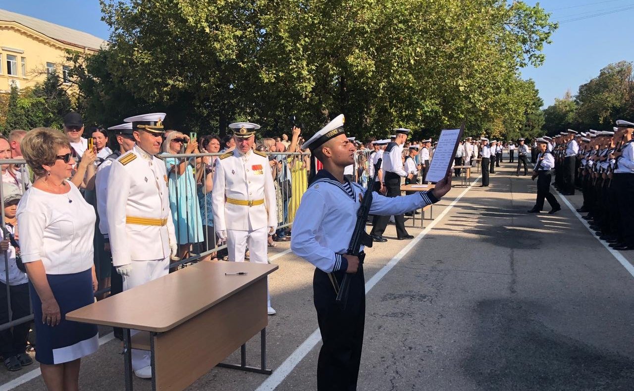 Екатерина Алтабаева поздравила курсантов Черноморского высшего военно-морского училища имени П.С. Нахимова с принятием присяги
