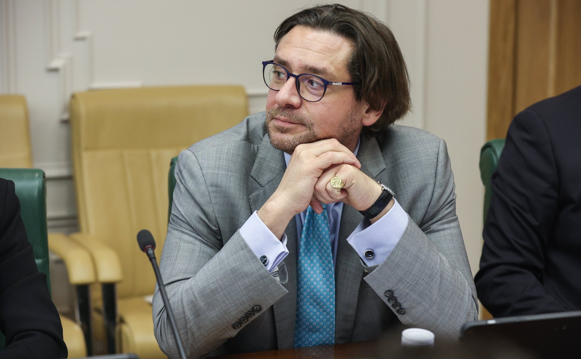 Круглый стол Комитета Совета Федерации по конституционному законодательству и государственному строительству на тему «Проблемы качества оказания юридических услуг: квалифицированное юридическое представительство и адвокатура. Пути взаимодействия»