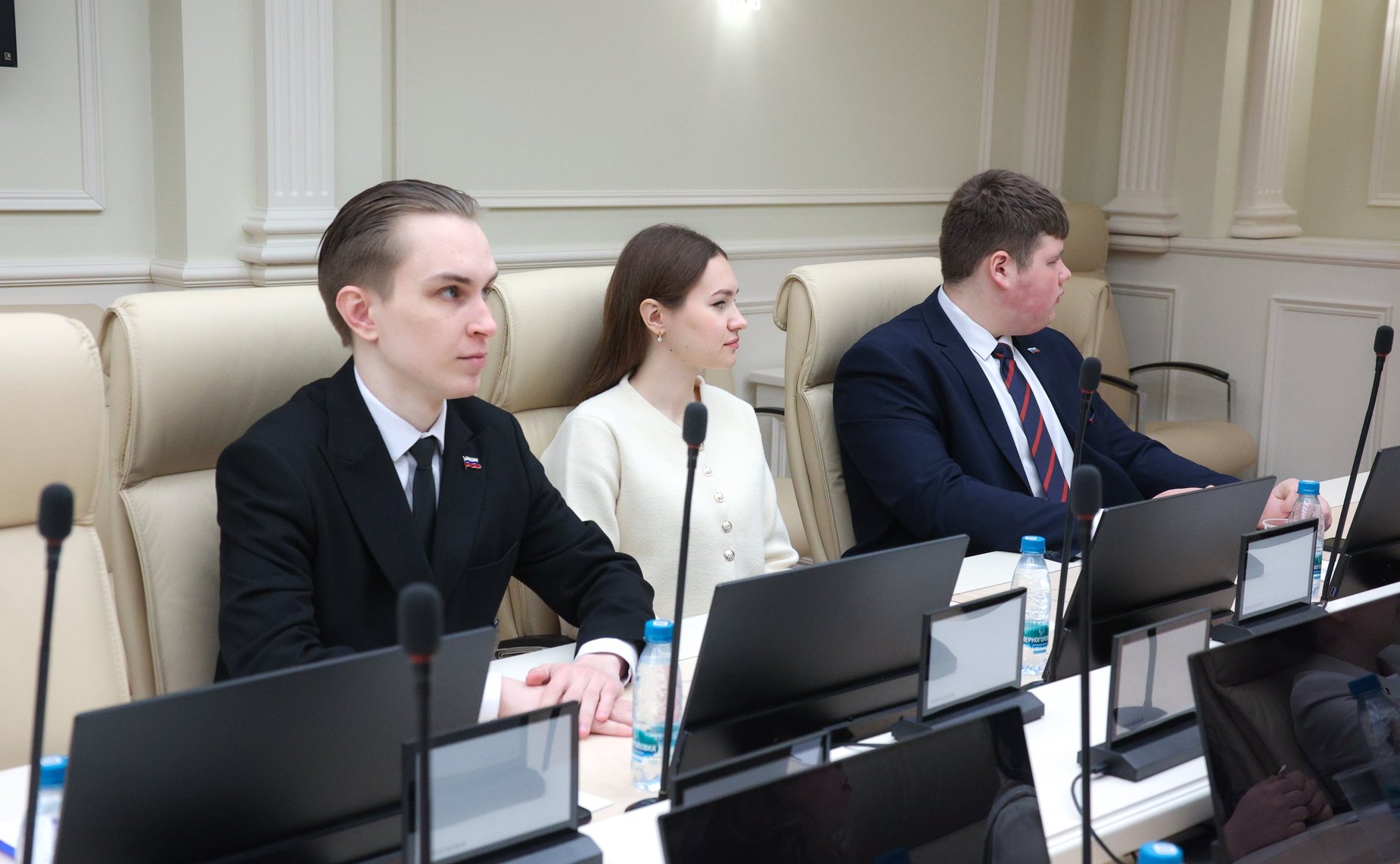 Наталья Никонорова провела встречу с представителями Межрегиональной общественной организации «Молодежный союз «Юный следователь»