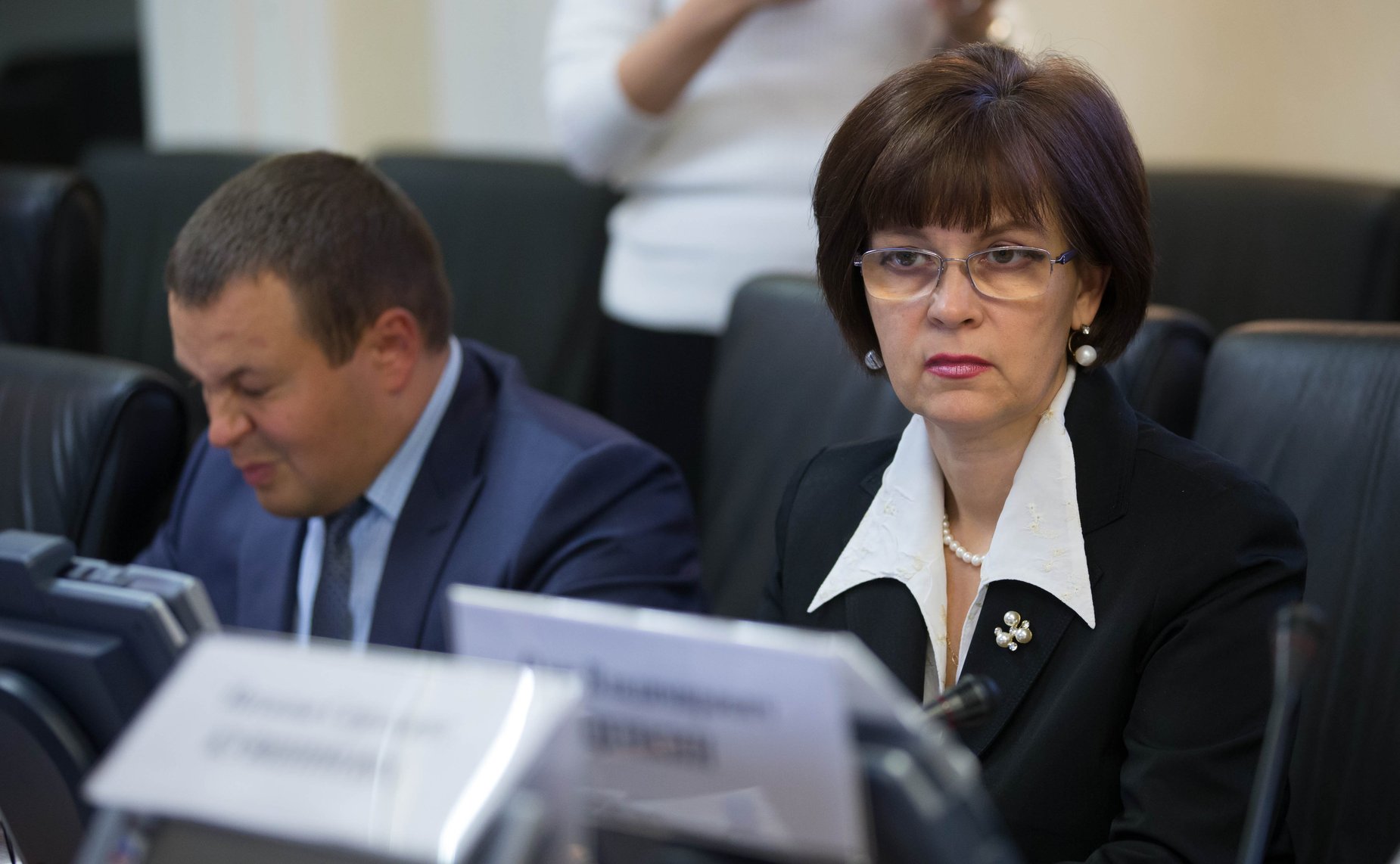 Елена Попова