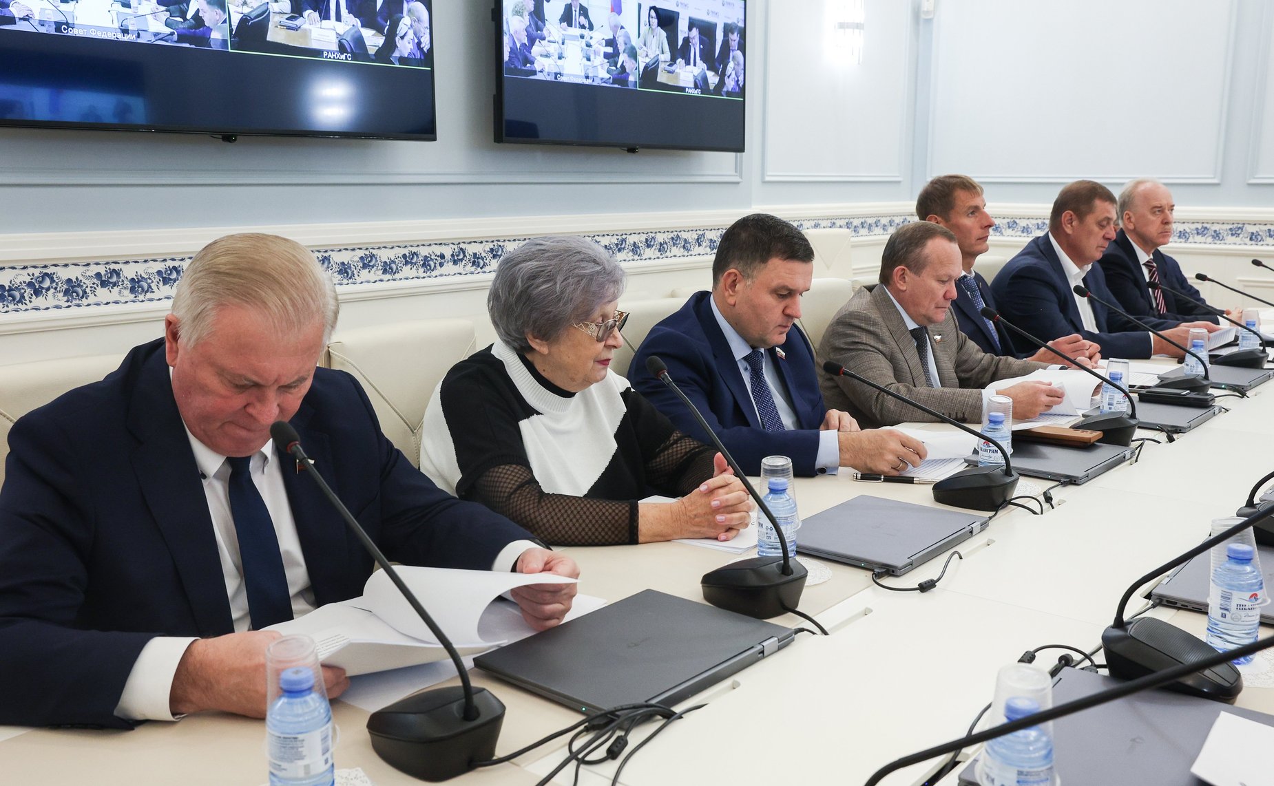 Комитет СФ по Регламенту и организации парламентской деятельности провел совещание на тему «Использование инструментов цифровизации при профилактике коррупционных нарушений и использование искусственного интеллекта в сфере противодействия коррупции»