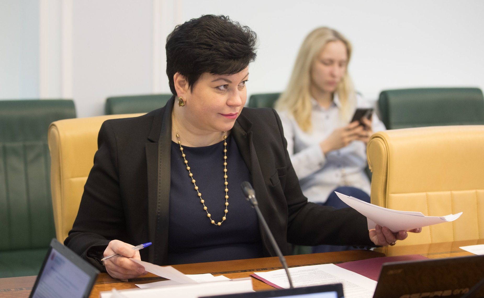 Л. Кононова