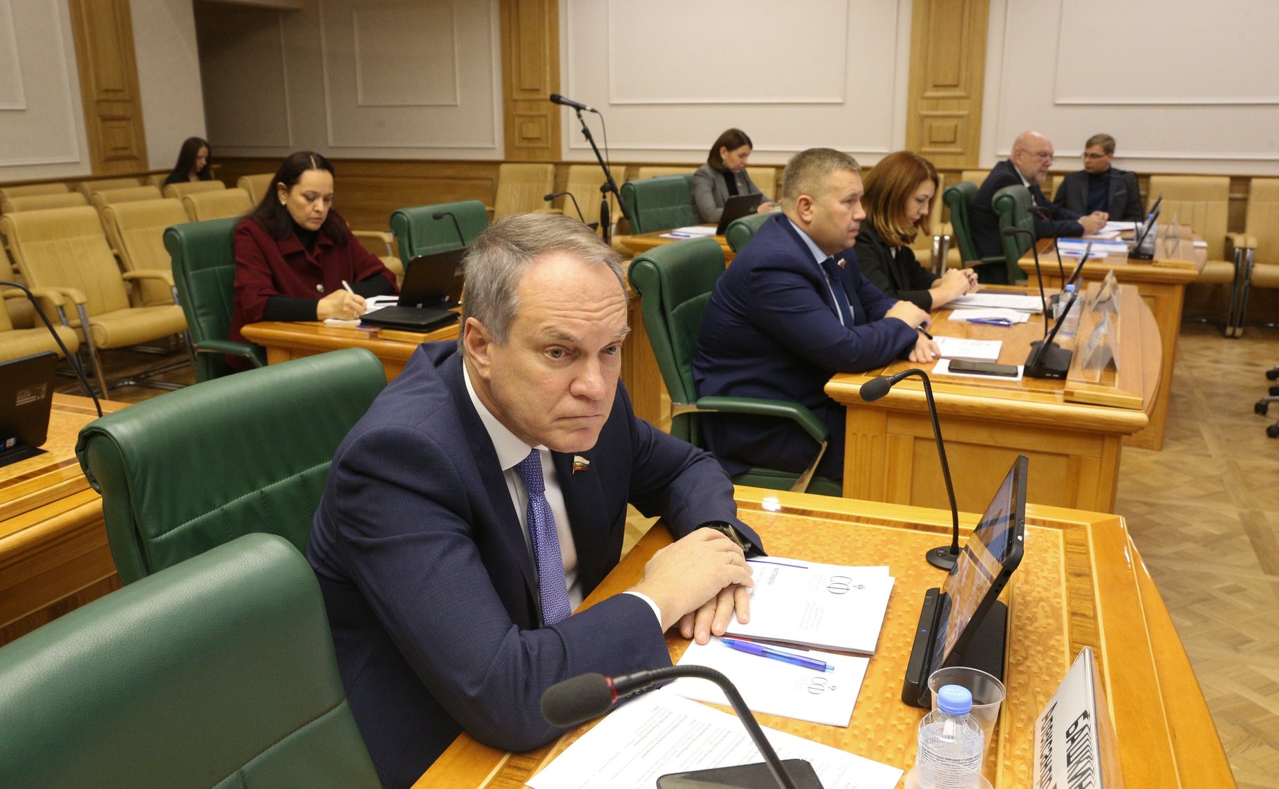 Парламентские слушания на тему «Новые подходы к привлечению инвестиций в регионы в рамках решения задач пространственного развития»