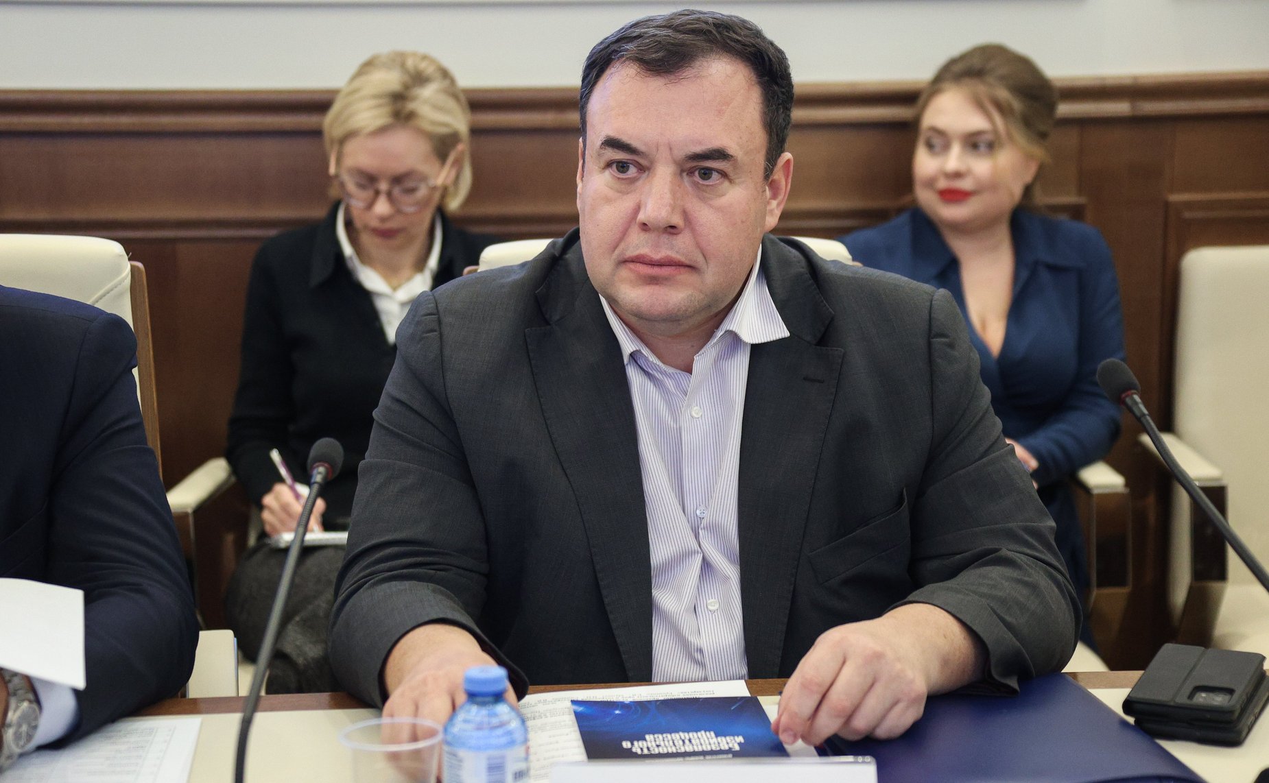 Совещание Комитета СФ по международным делам совместно с Комиссией СФ по защите государственного суверенитета и предотвращению вмешательства во внутренние дела РФ