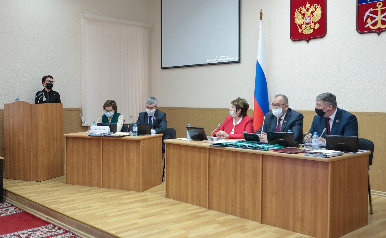 Татьяна Кусайко в ходе рабочей поездки в регион проинформировала региональных парламентариев о проделанной работе