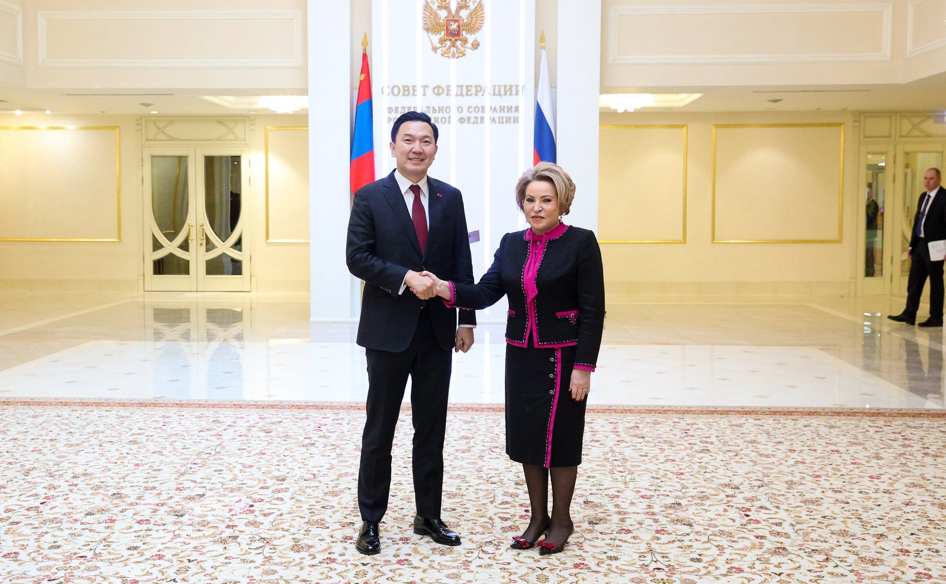 Валентина Матвиенко провела встречу с Председателем Великого Государственного Хурала Монголии Ням-Осорын Учралом