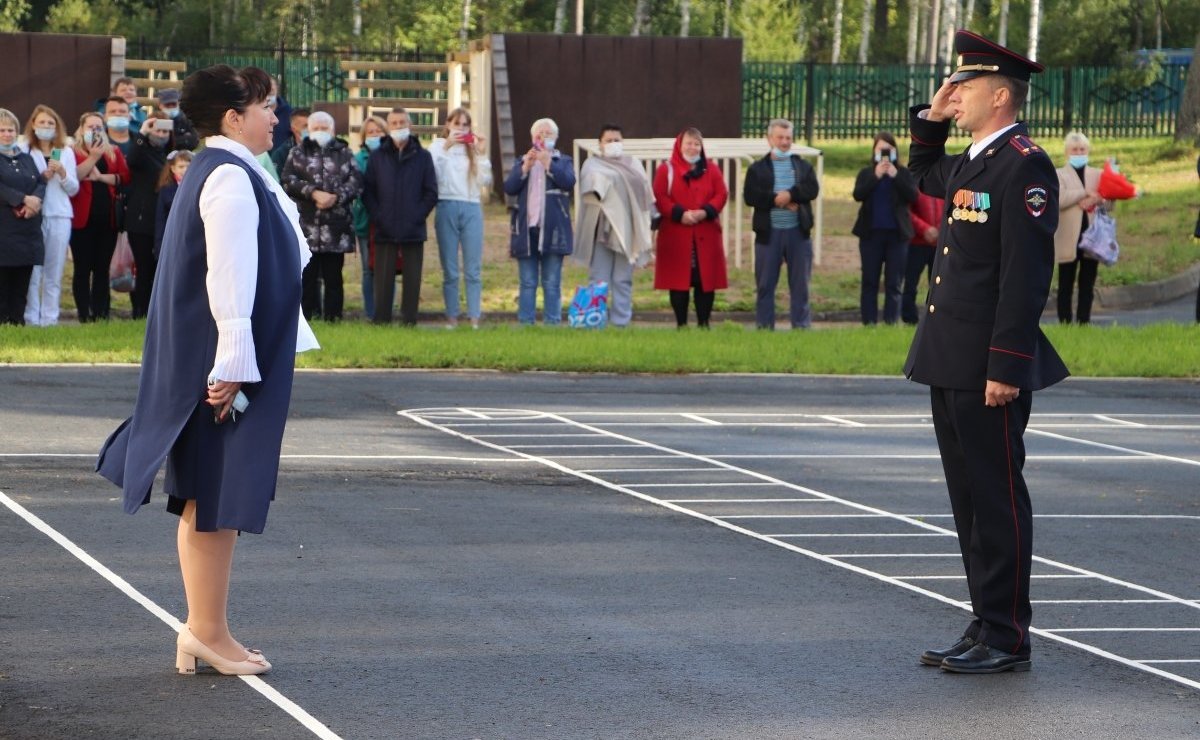 Ю. Воробьев провел для кадетов школы «Корабелы Прионежья» урок патриотического воспитания