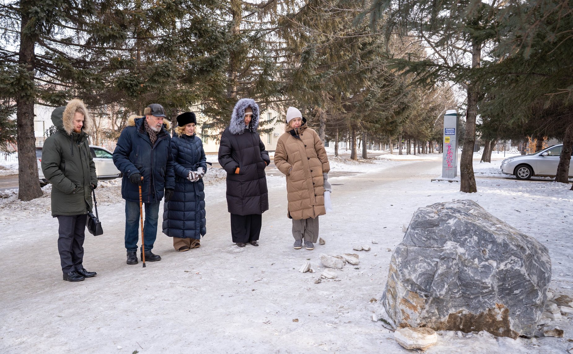 Сенаторы ознакомились с реализацией проекта доступной среды и посетили социальные и религиозные объекты города