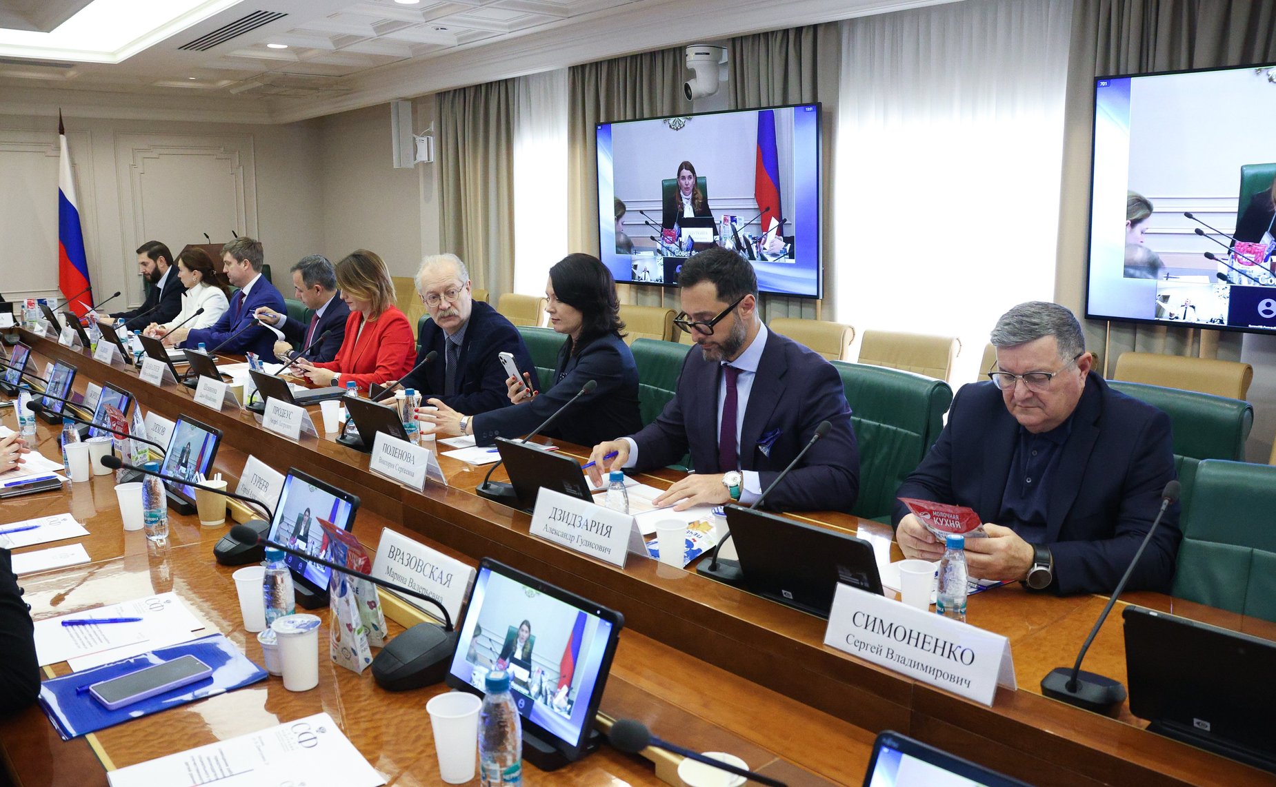 Совещание рабочей группы для выработки предложений о совершенствовании законодательства в сфере детского и социального питания, а также о развитии отечественного производства питания для детей раннего возраста (от 0 до 3 лет)