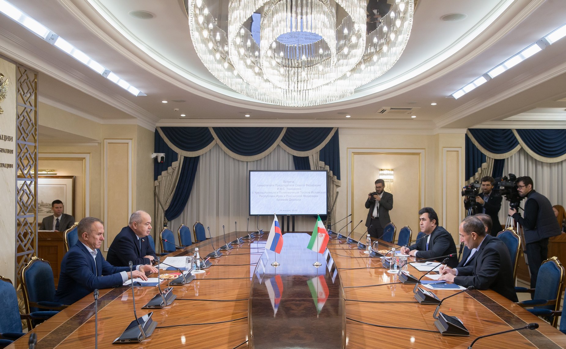 Встреча И. Умаханова с Чрезвычайным и Полномочным Послом Исламской Республики Иран в РФ Каземом Джалали