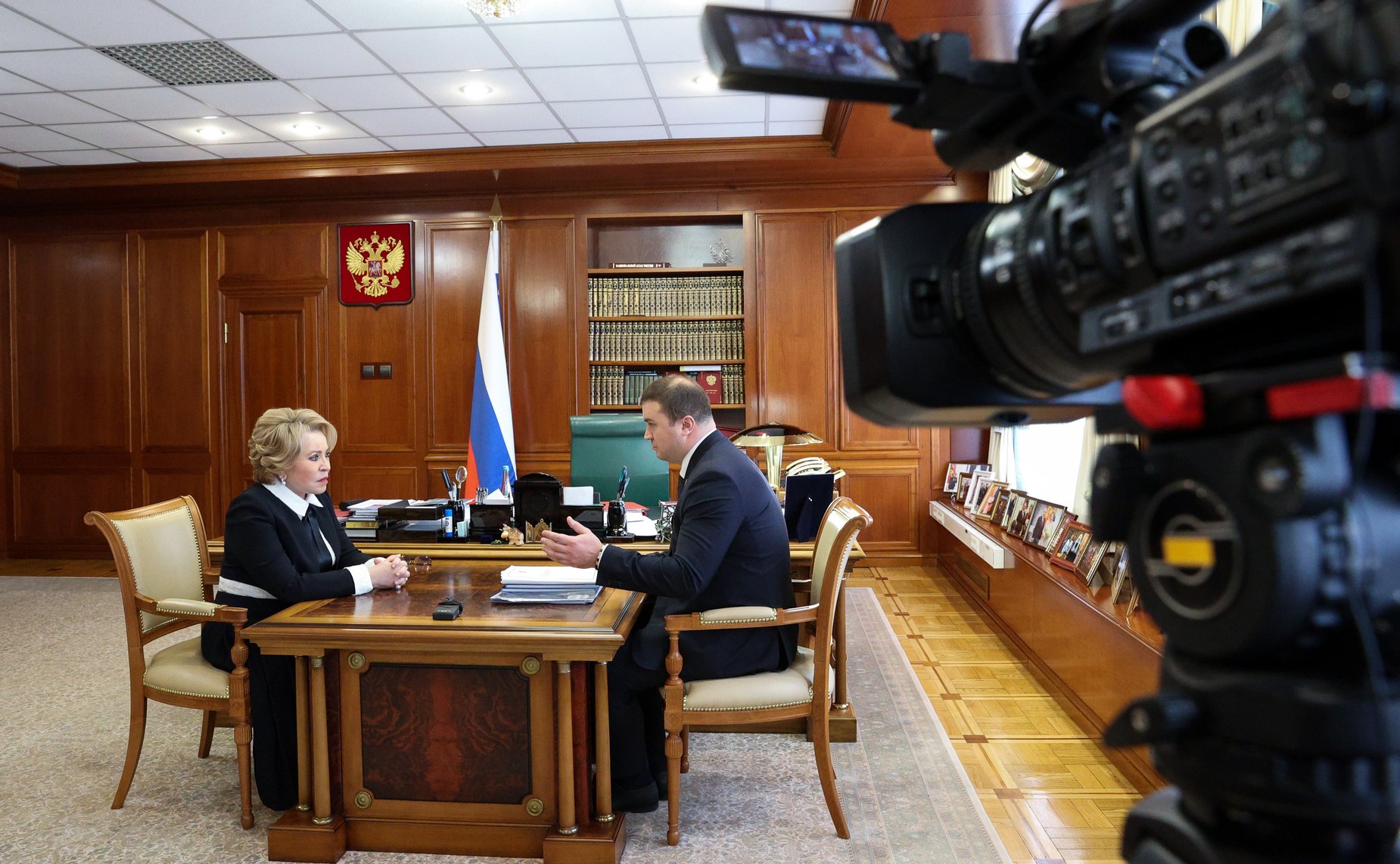 Встреча Председателя Совета Федерации Валентины Матвиенко с губернатором Омской области Виталием Хоценко