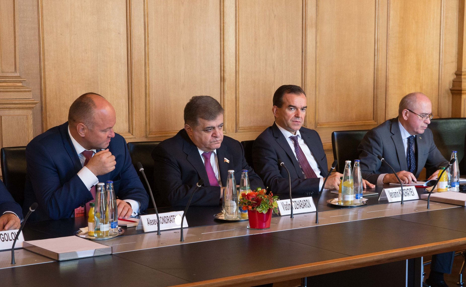 Встреча делегации СФ с Председателем Совета кантонов Швейцарской Конфедерации Р. Контом