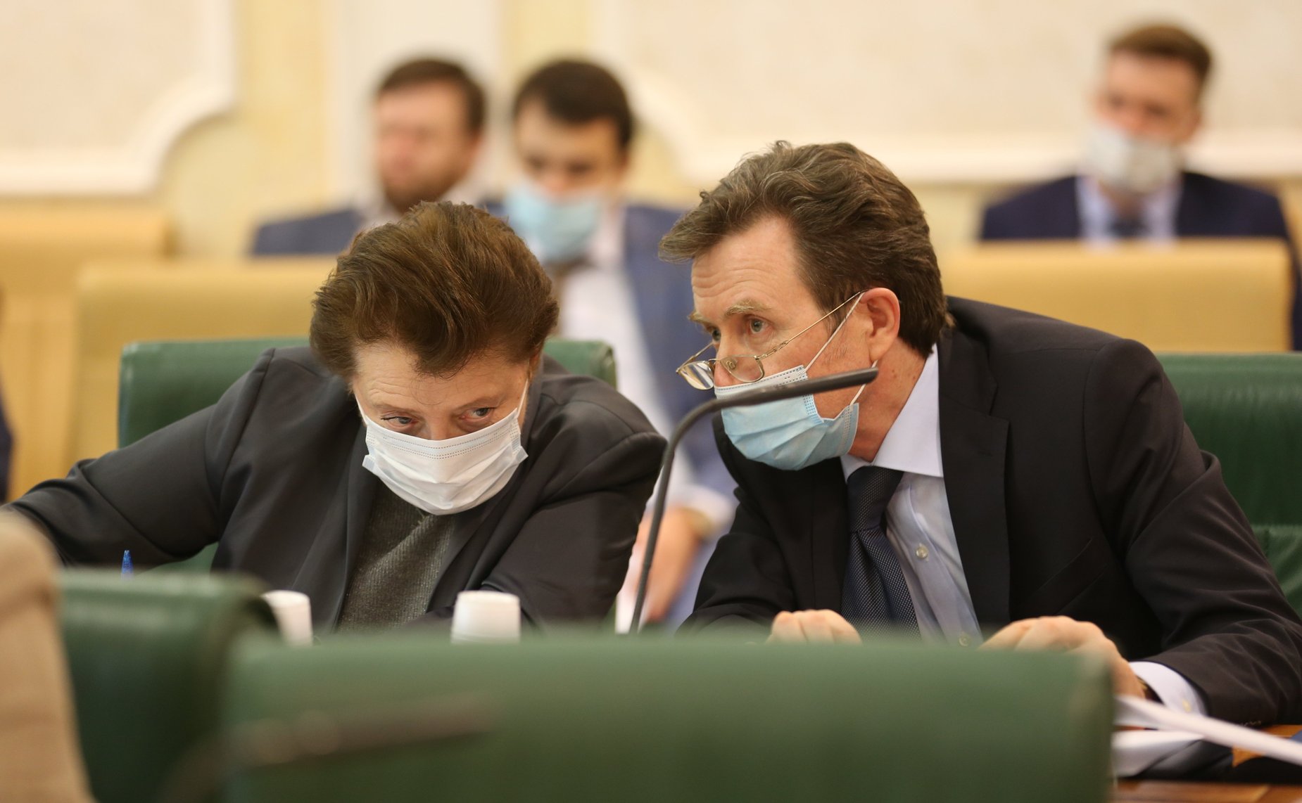 «Круглый стол» на тему «Вопросы законодательного обеспечения интересов России в глобальном и локальном интернет-пространстве»