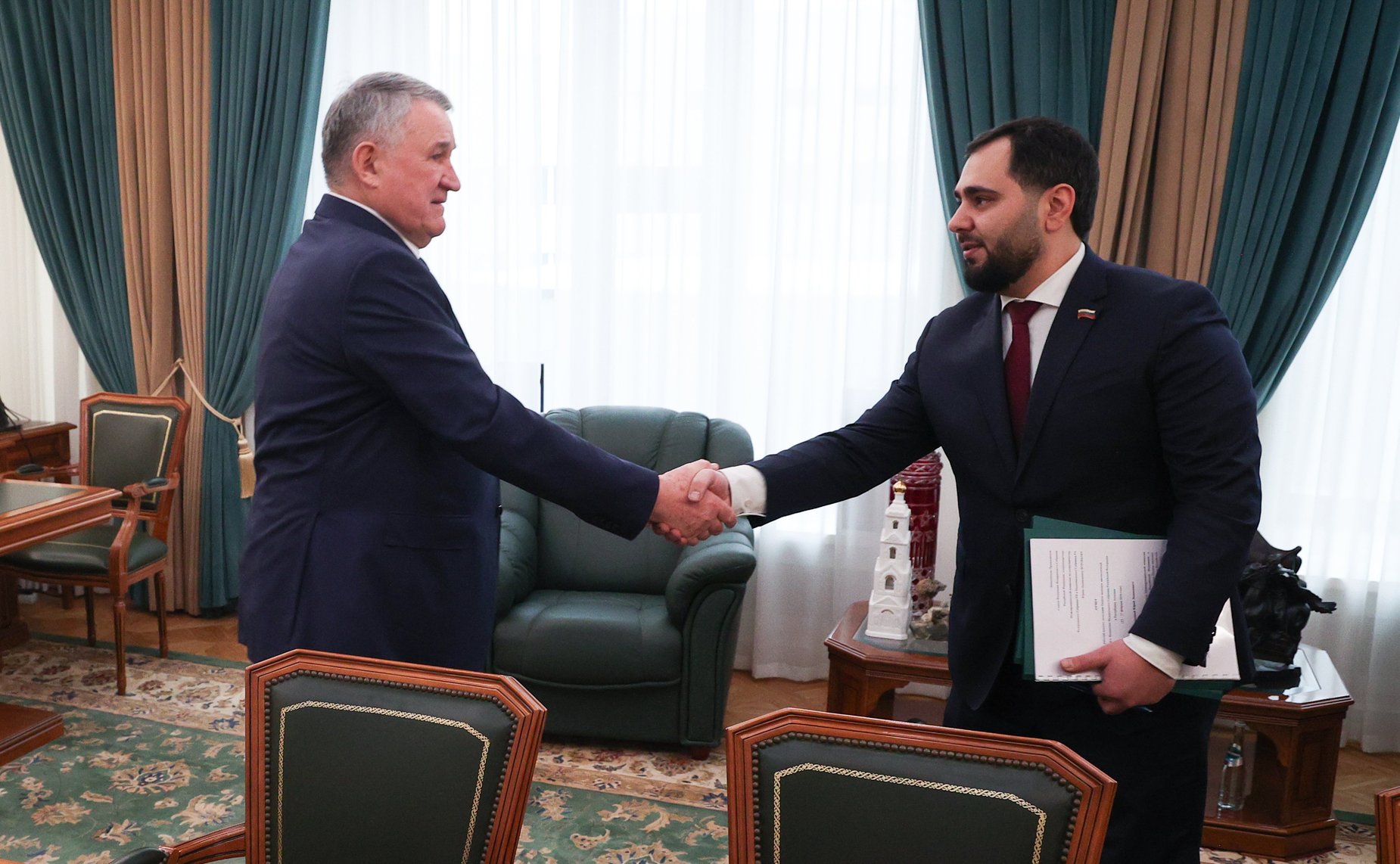 Совещание заместителя Председателя СФ Юрия Воробьева в рамках работы Межпарламентской комиссии по сотрудничеству между Федеральным Собранием РФ и Национальным Собранием Республики Армения