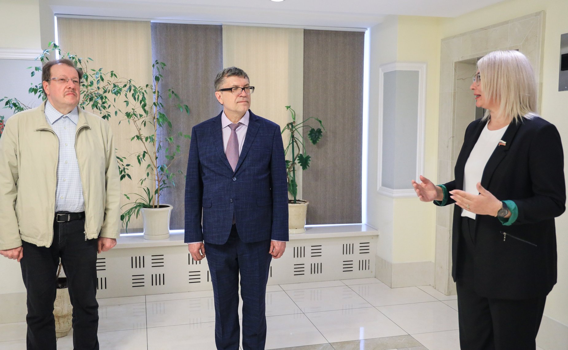 Открытие в Совете Федерации выставки художника Валерия Константинова «Россия негасимый свет»