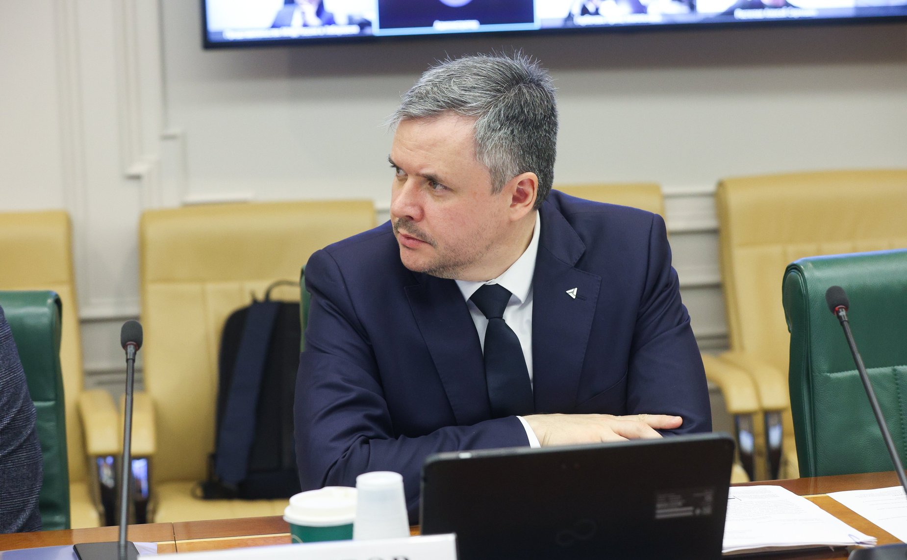 Круглый стол комитета Совета Федерации по экономической политике на тему «Вопросы восстановления и наращивания трансграничных и межрегиональных грузовых и пассажирских перевозок по реке Амур»