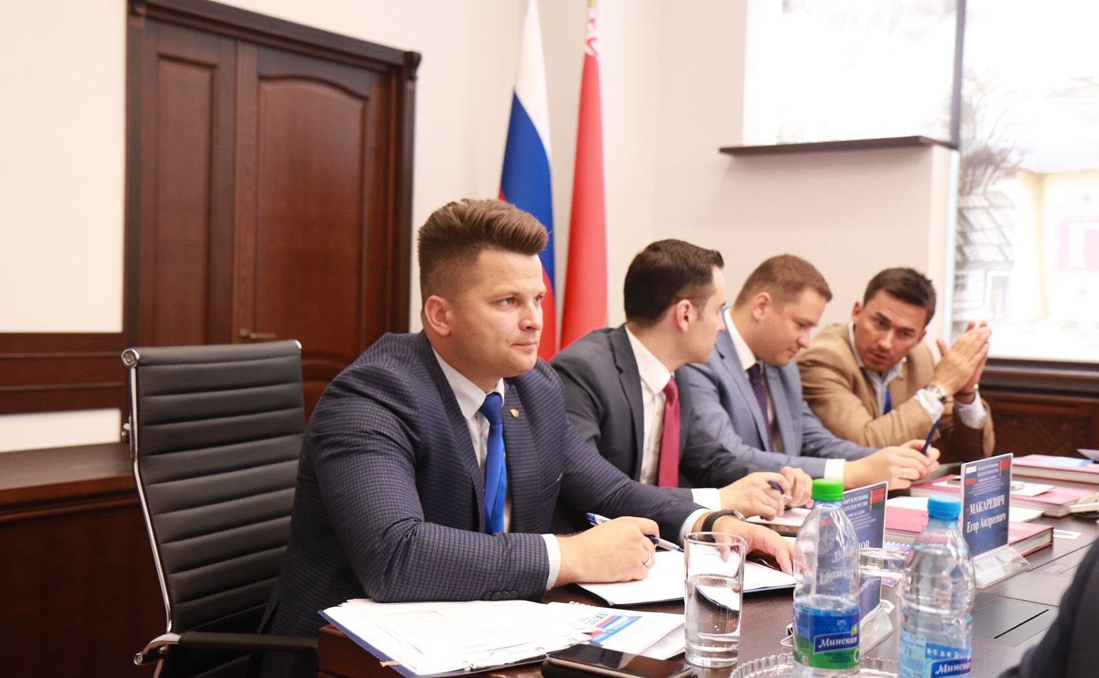 В рамках IX Форума регионов Беларуси и России состоялось cовместное заседание молодых законодателей Союзного государства