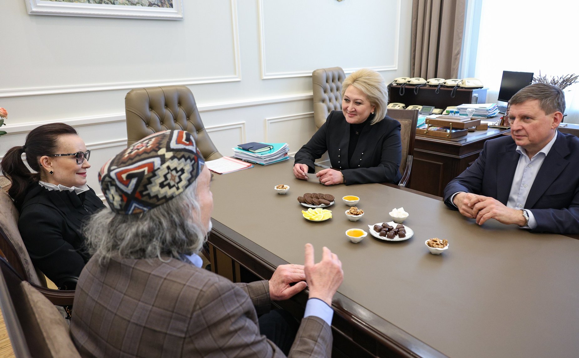 Встреча сенаторов РФ с театральными деятелями