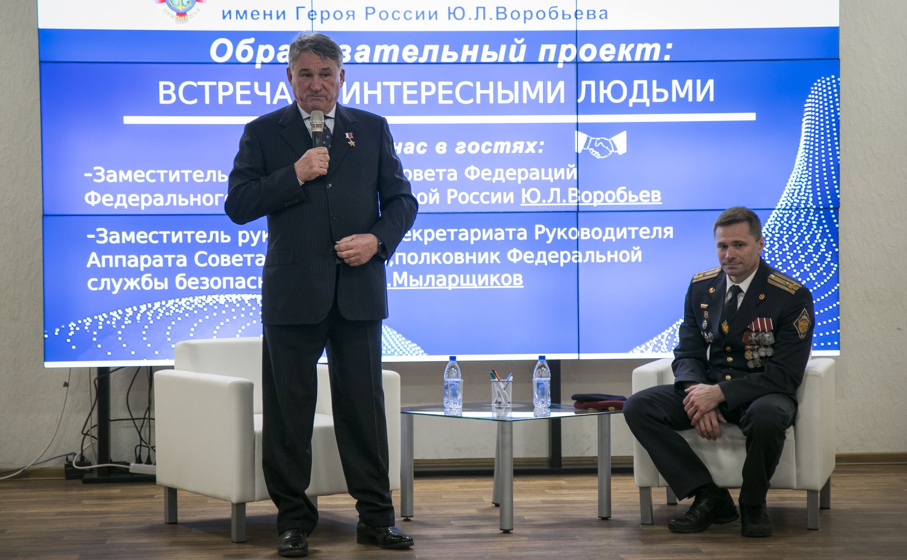 Ю. Воробьев провел урок патриотического воспитания в Кадетской школе «Корабелы Прионежья»