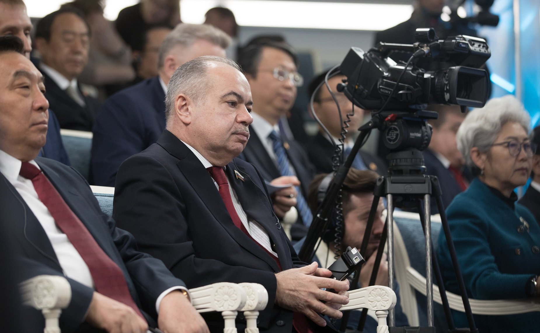 И. Умаханов