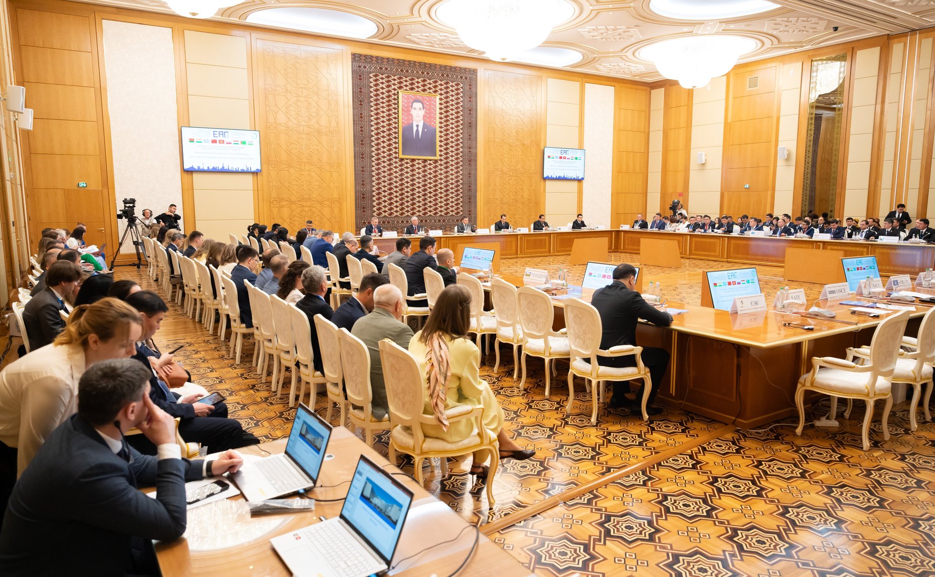 Под председательством заместителя Председателя СФ Николая Журавлёва прошёл V Форум парламентариев Евразийской группы по противодействию легализации преступных доходов и финансированию терроризма (ЕАГ)