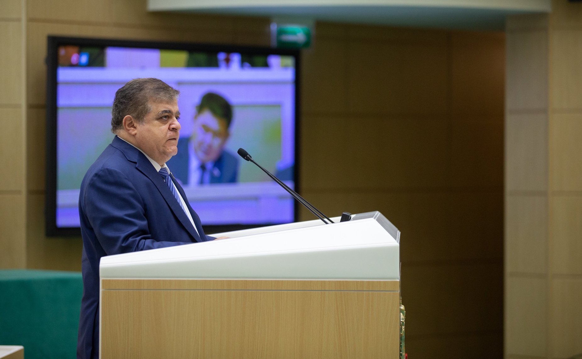 В. Джабаров