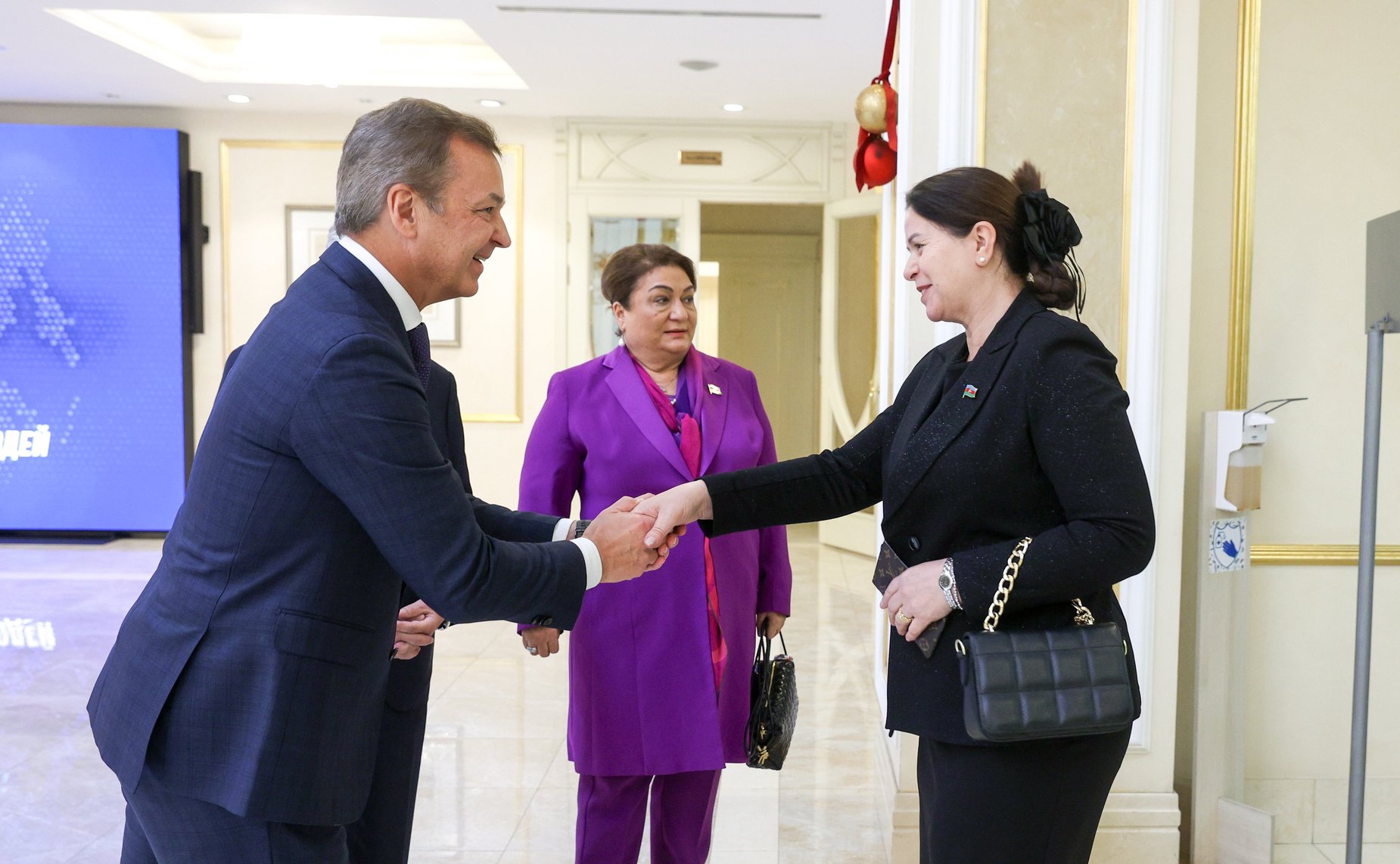 Экскурсия по Совету Федерации для делегации Милли Меджлиса Азербайджанской Республики во главе с первым заместителем Председателя Милли Меджлиса Азербайджанской Республики Али Ахмедовым