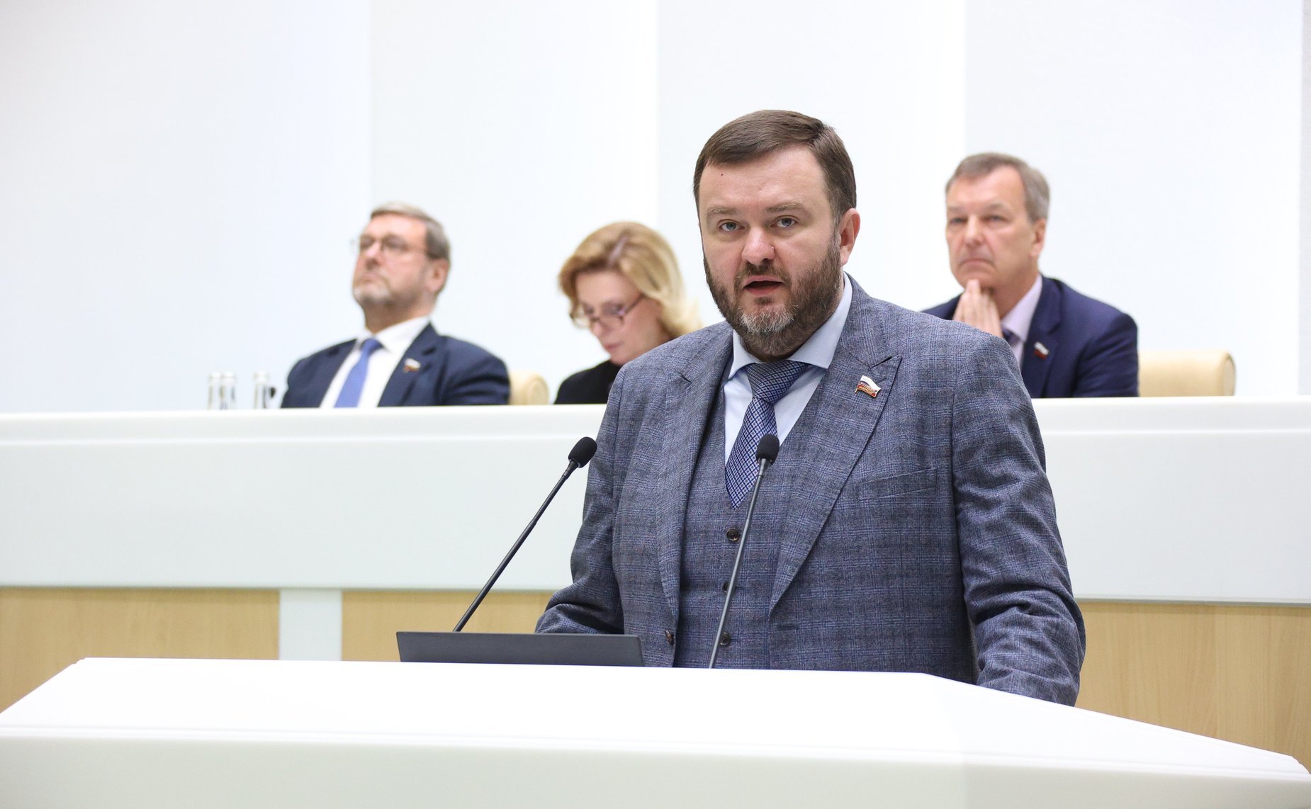 Дмитрий Ворона