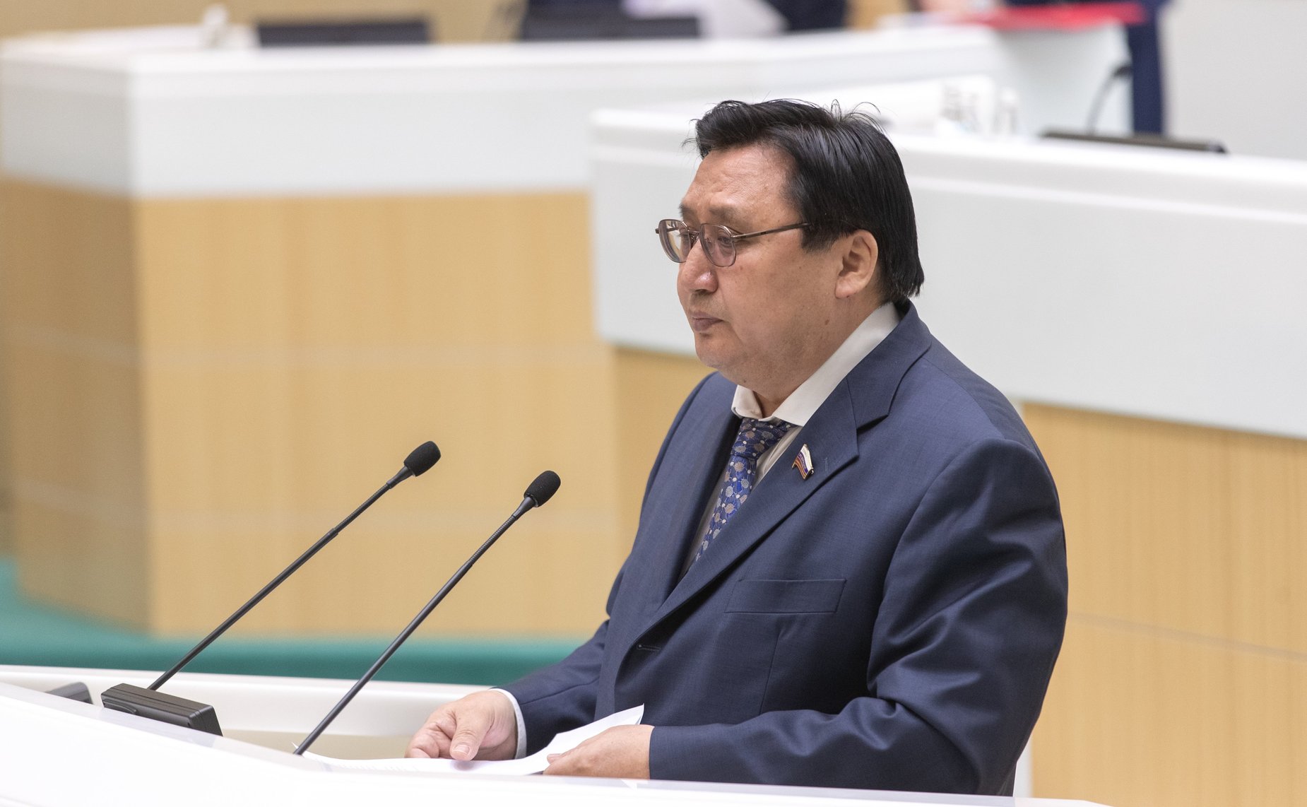 Александр Акимов