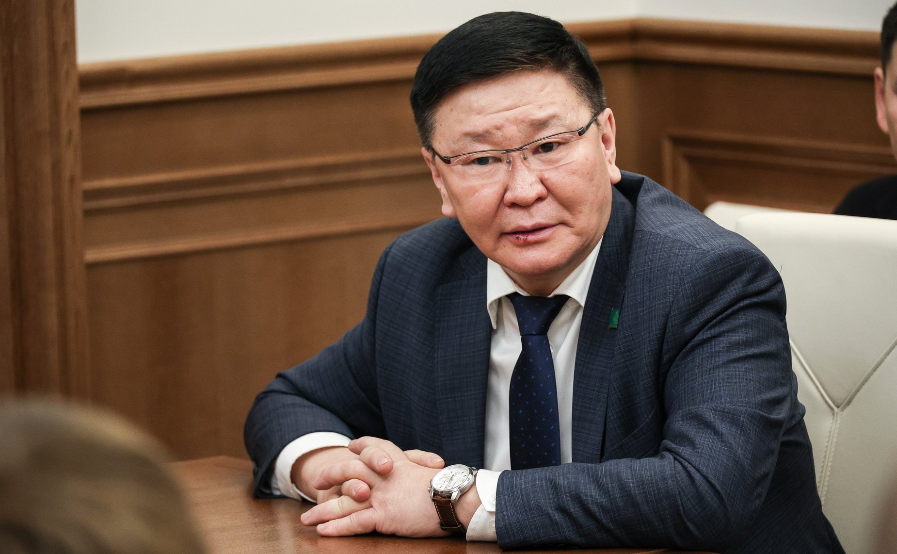 Сахамин Афанасьев провёл встречу с главами муниципальных образований региона – делегатами I Всероссийского муниципального форума «Малая Родина — Сила России»
