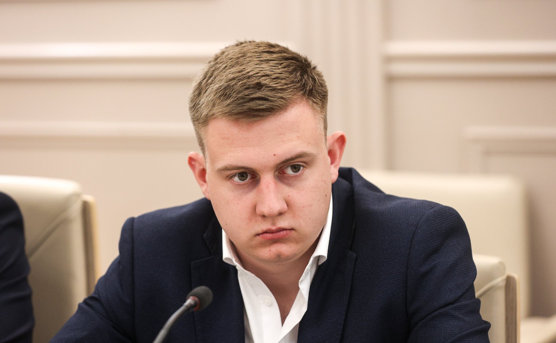 Встреча Александра Варфоломеева с членами молодежного парламента при Тульской областной Думе