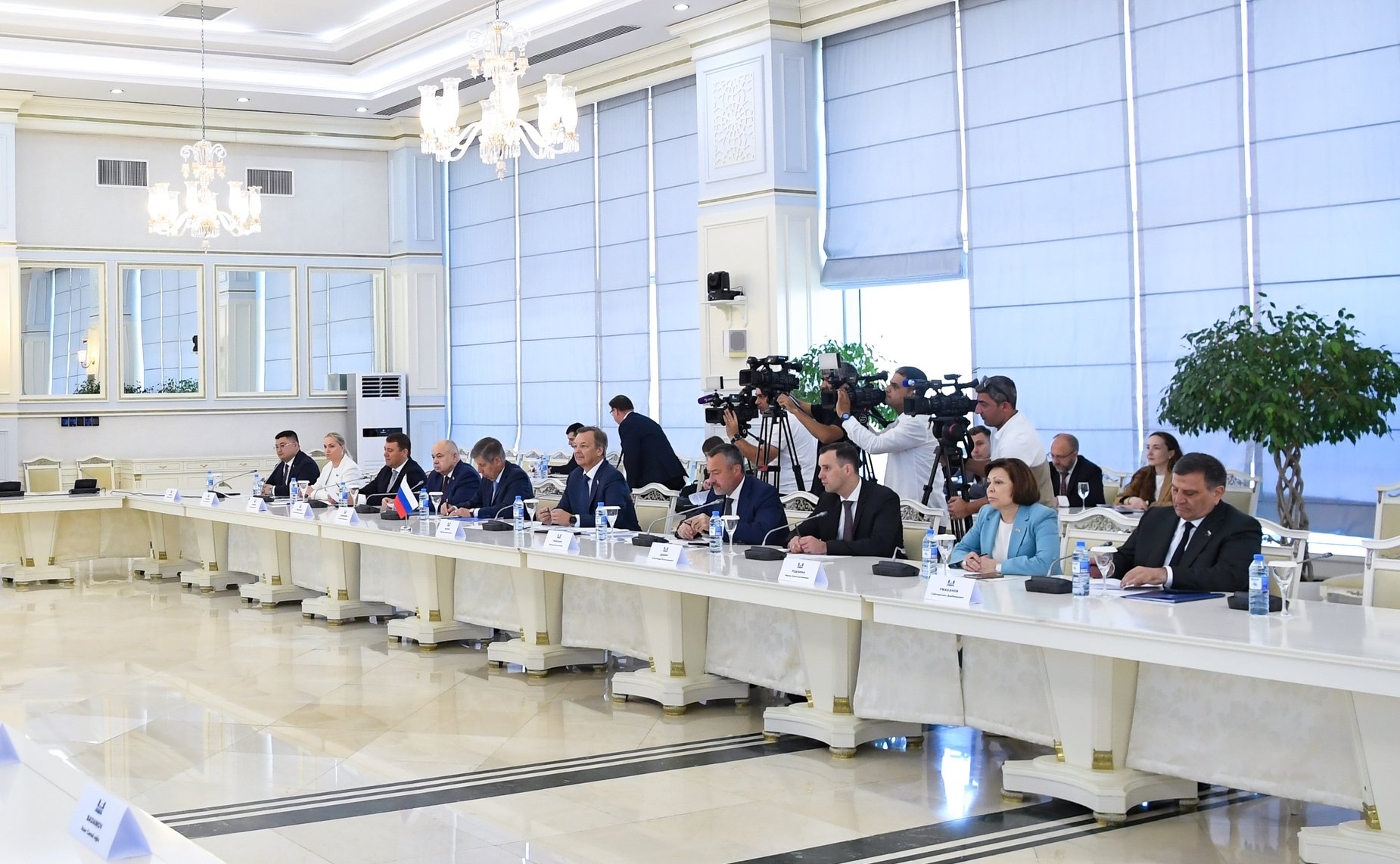 Заседание Межпарламентской комиссии по сотрудничеству Милли Меджлиса Азербайджанской Республики и Федерального Собрания РФ