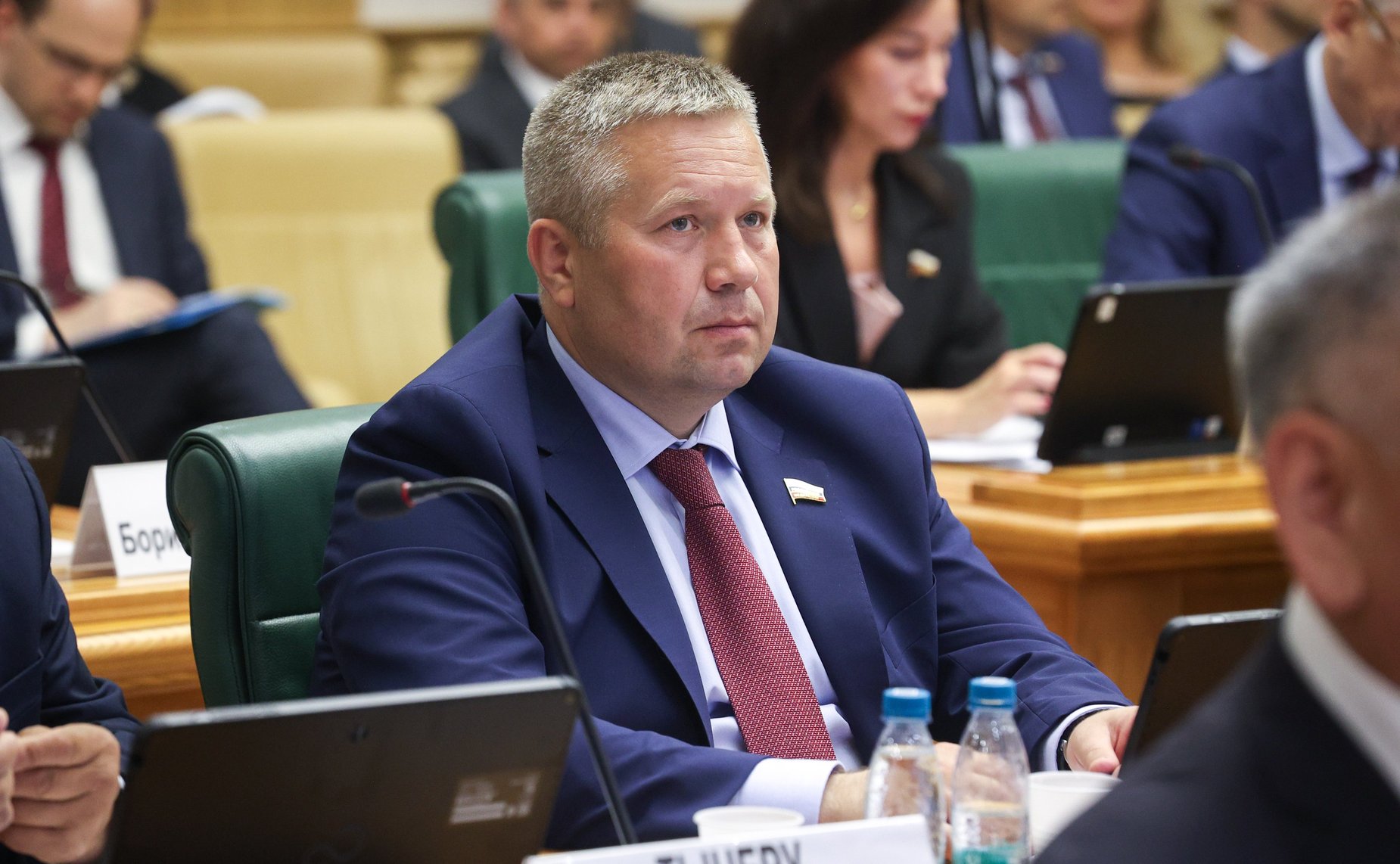 Денис Гусев