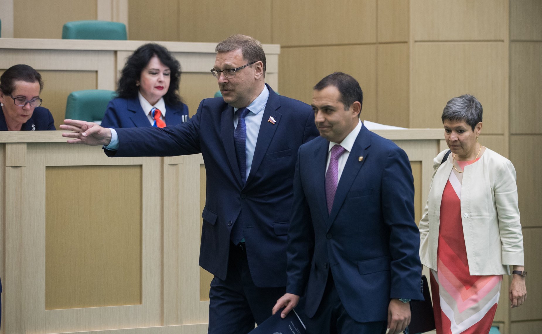 К. Косачев и Председатель Палаты сенаторов Генерального конгресса Мексики Э. Арройо