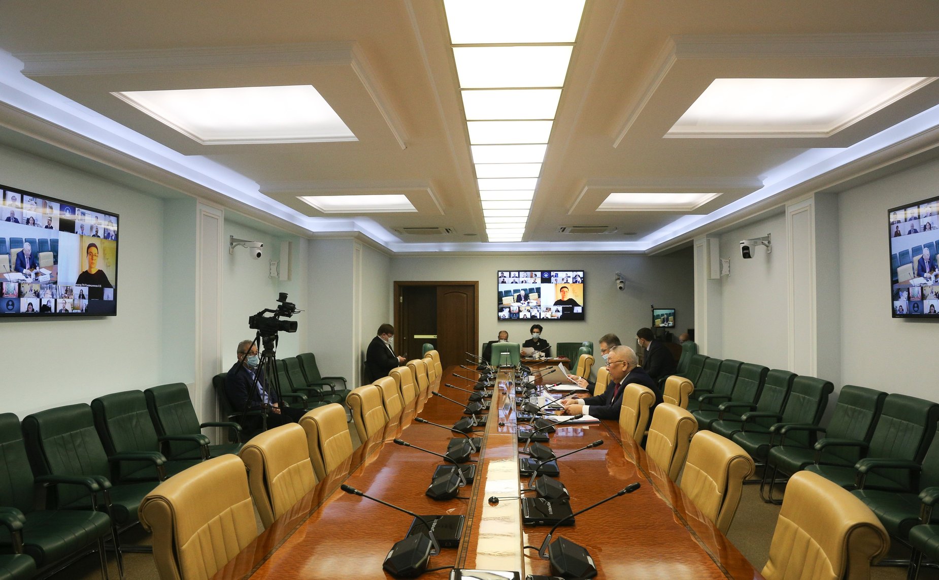 «Круглый стол» Комитета СФ по аграрно-продовольственной политике и природопользованию