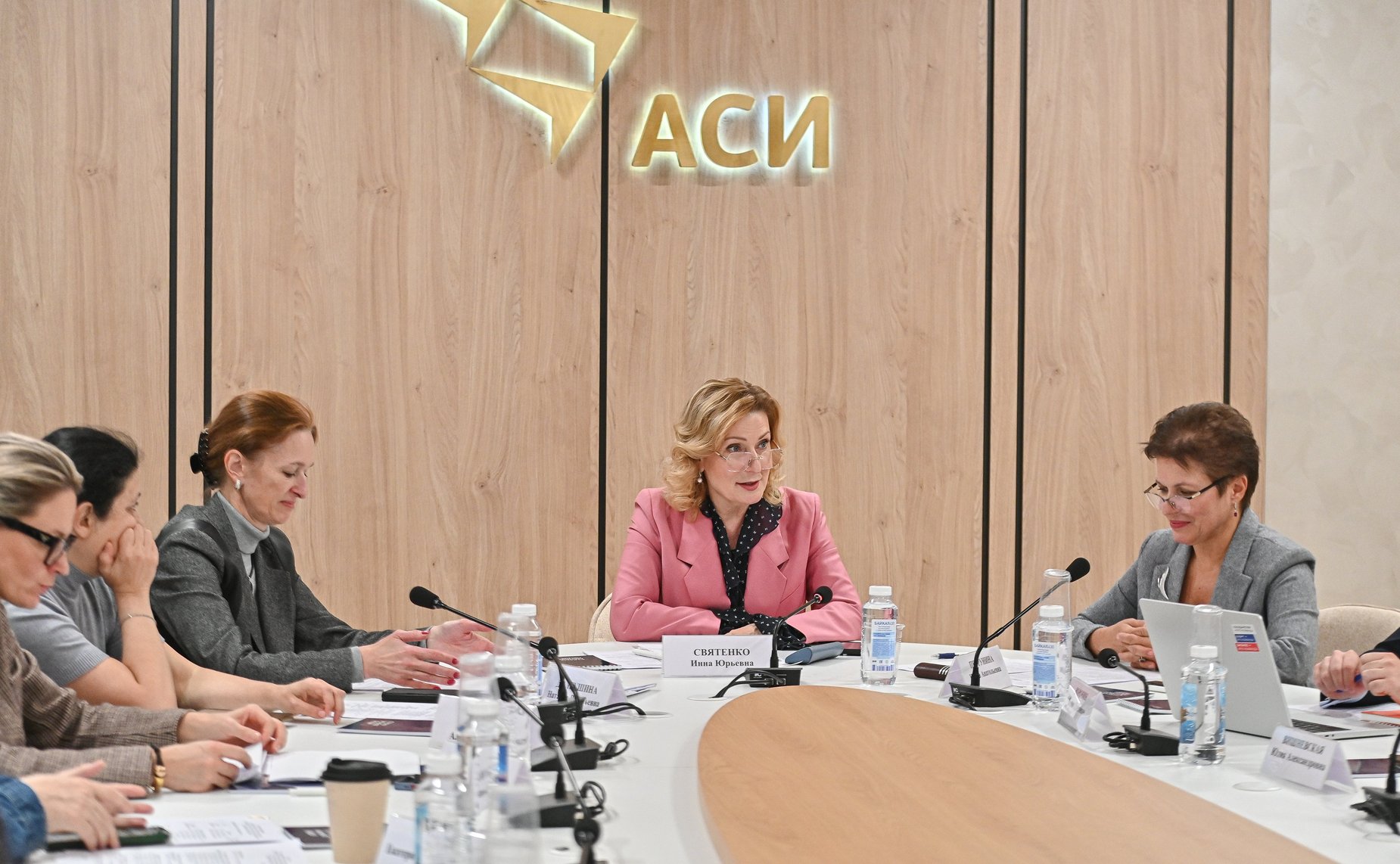 Заместитель Председателя Совета Федерации Инна Святенко провела заседание рабочей группы «Социальные проекты» Агентства стратегических инициатив