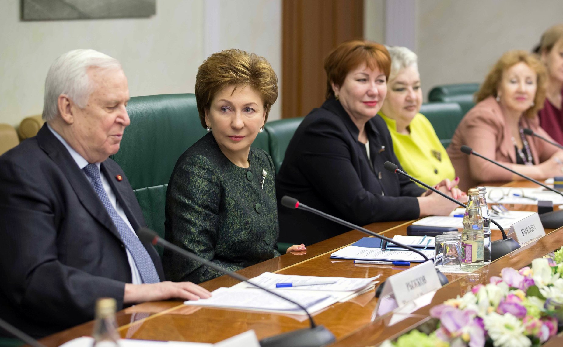 Встреча заместителя Председателя Совета Федерации Галины Кареловой с победителями всероссийских конкурсов, проводимых «Ассамблеей женщин-руководителей»